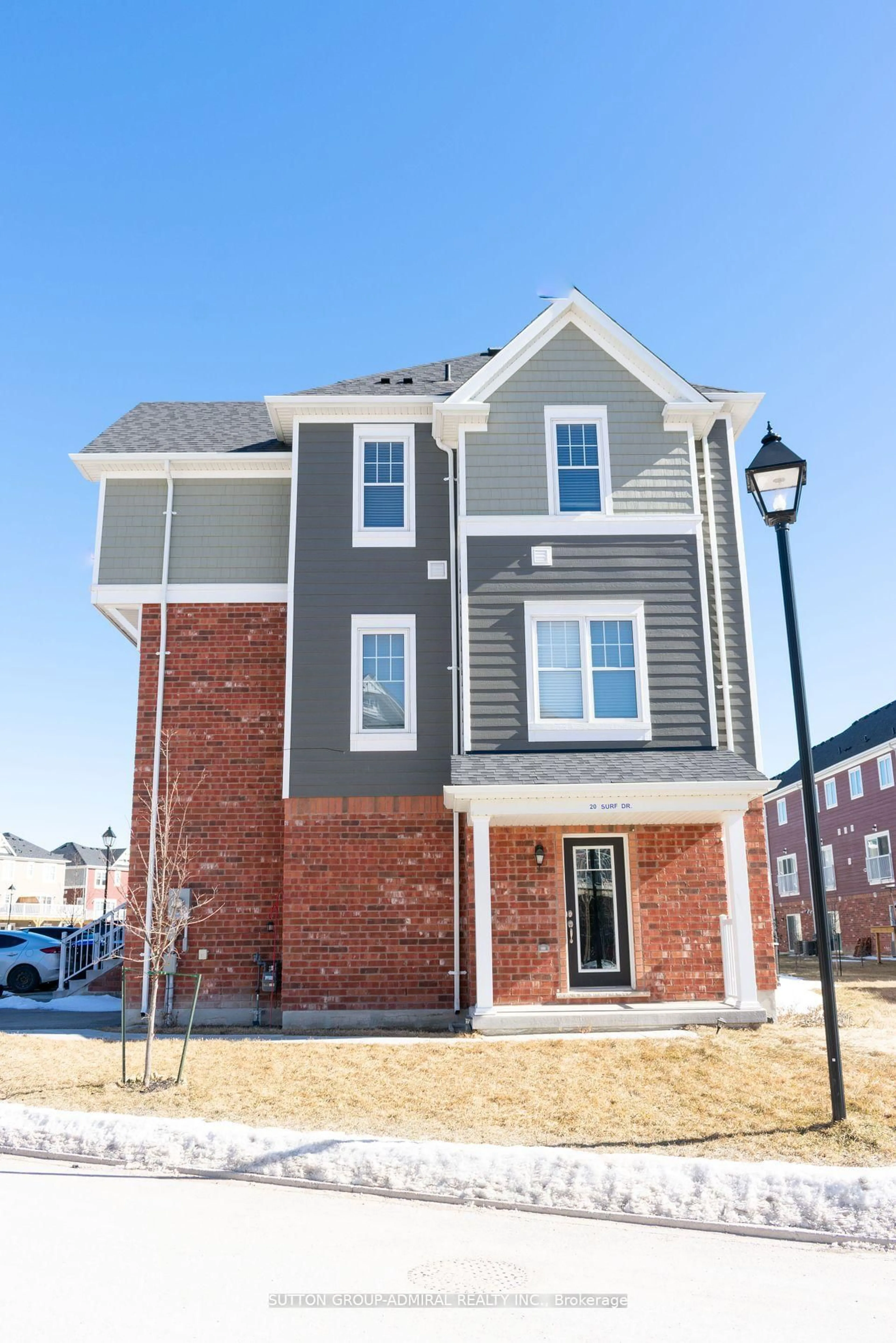 Home with brick exterior material, street for 20 Surf Dr, Wasaga Beach Ontario L9Z 0J4