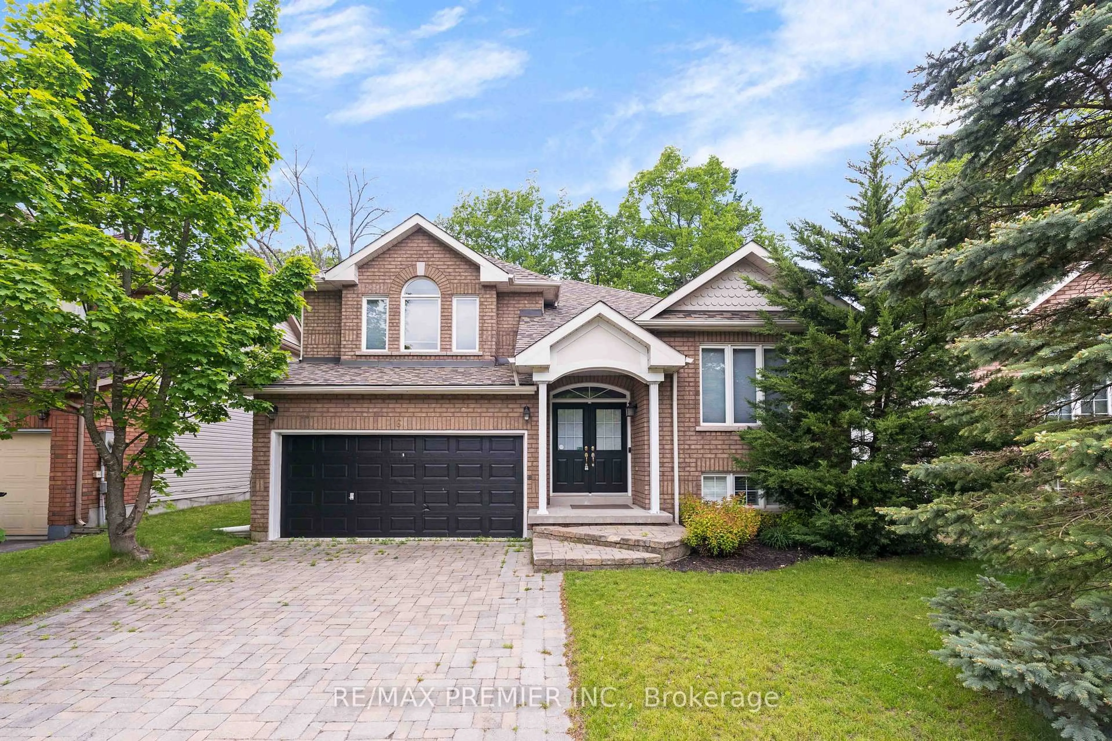 Home with brick exterior material, street for 6 Rose Valley Way, Wasaga Beach Ontario L9Z 3C5