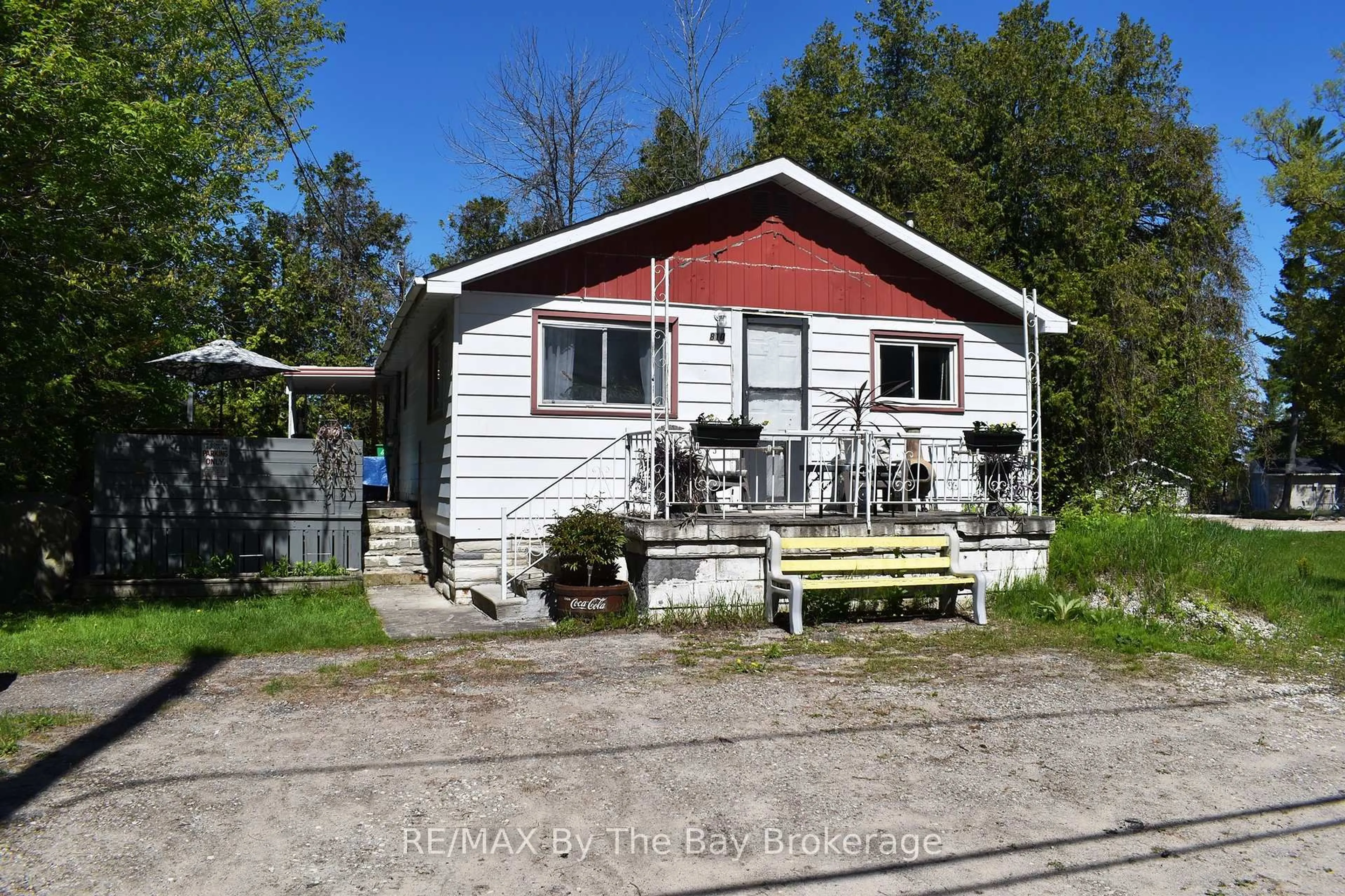 Shed for 810 River Rd, Wasaga Beach Ontario L9Z 2M7