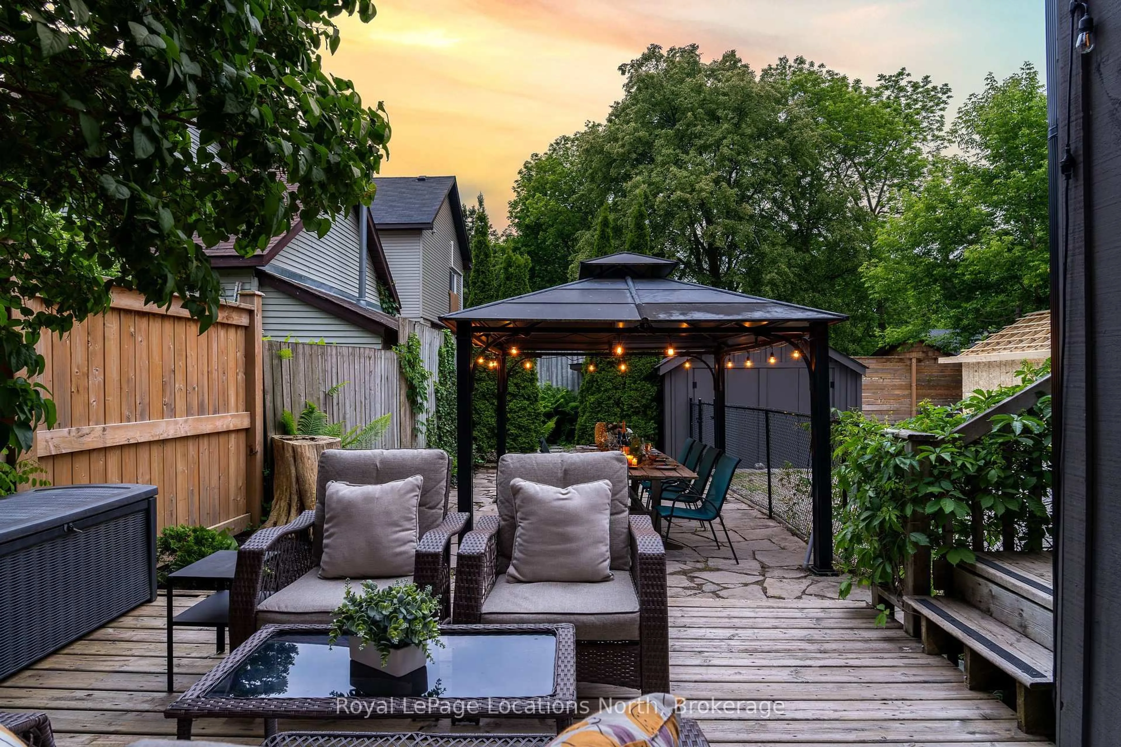 Patio, street for 344 Birch St, Collingwood Ontario L9Y 2V7