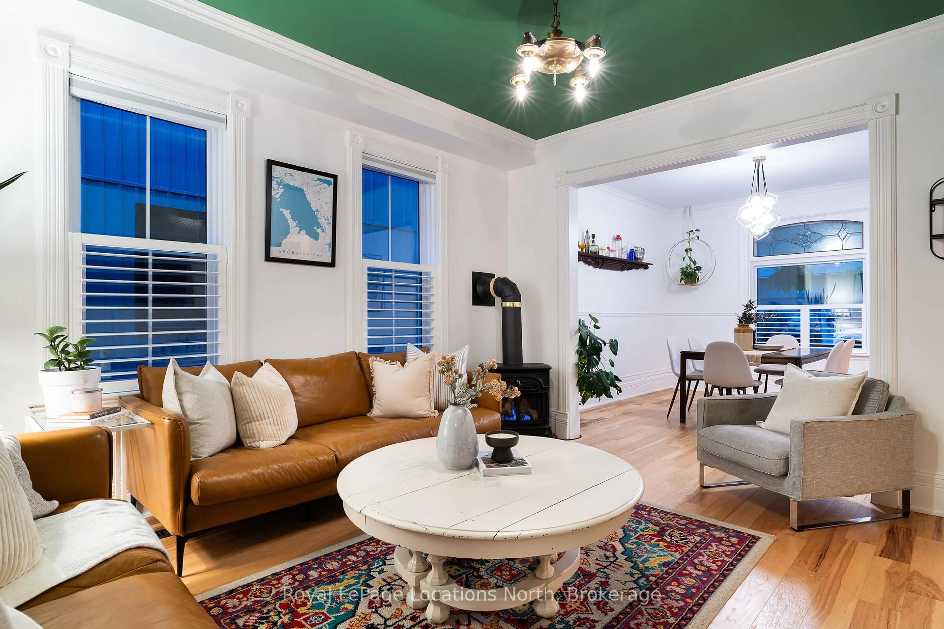 Living room with furniture, unknown for 344 Birch St, Collingwood Ontario L9Y 2V7
