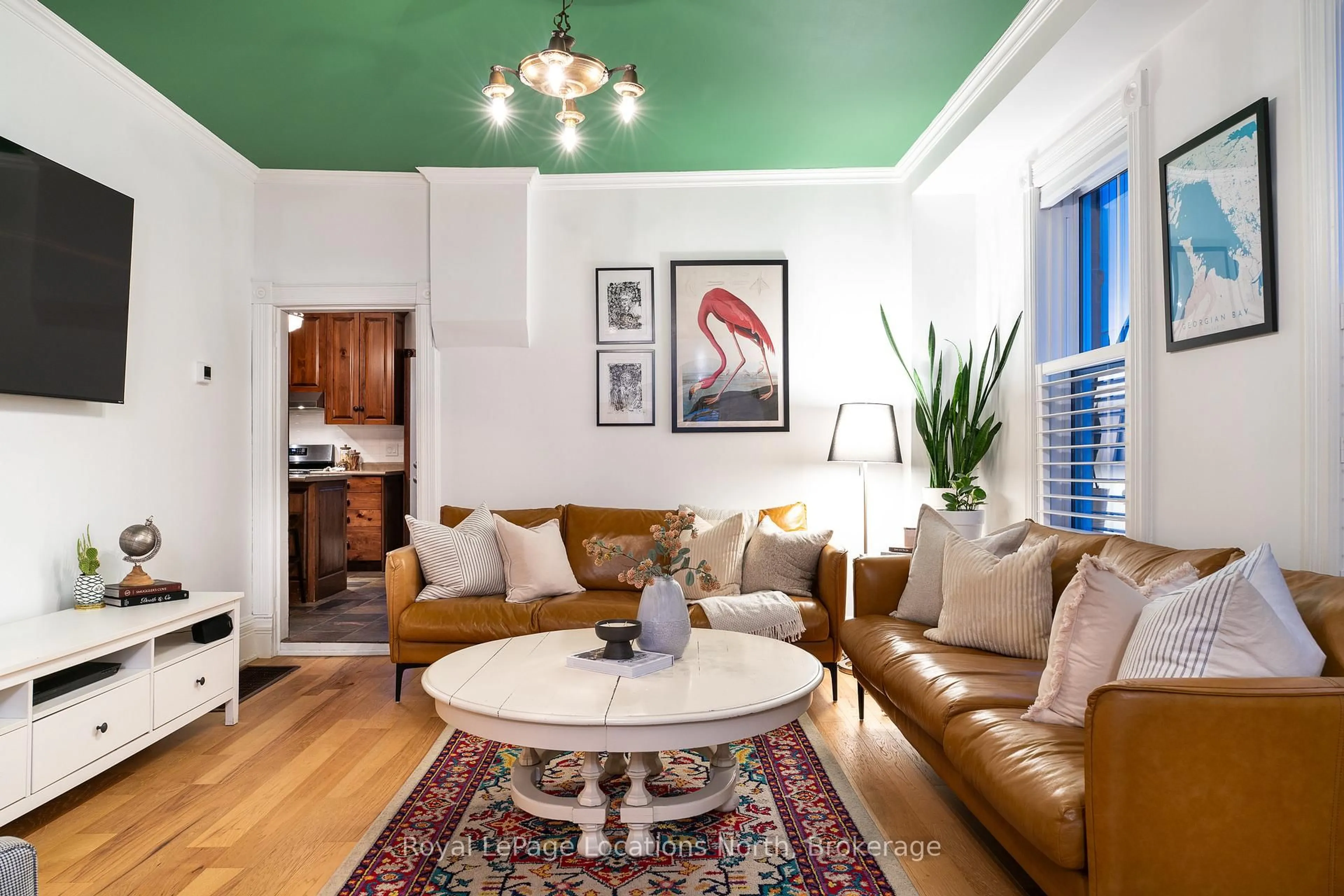 Living room with furniture, unknown for 344 Birch St, Collingwood Ontario L9Y 2V7