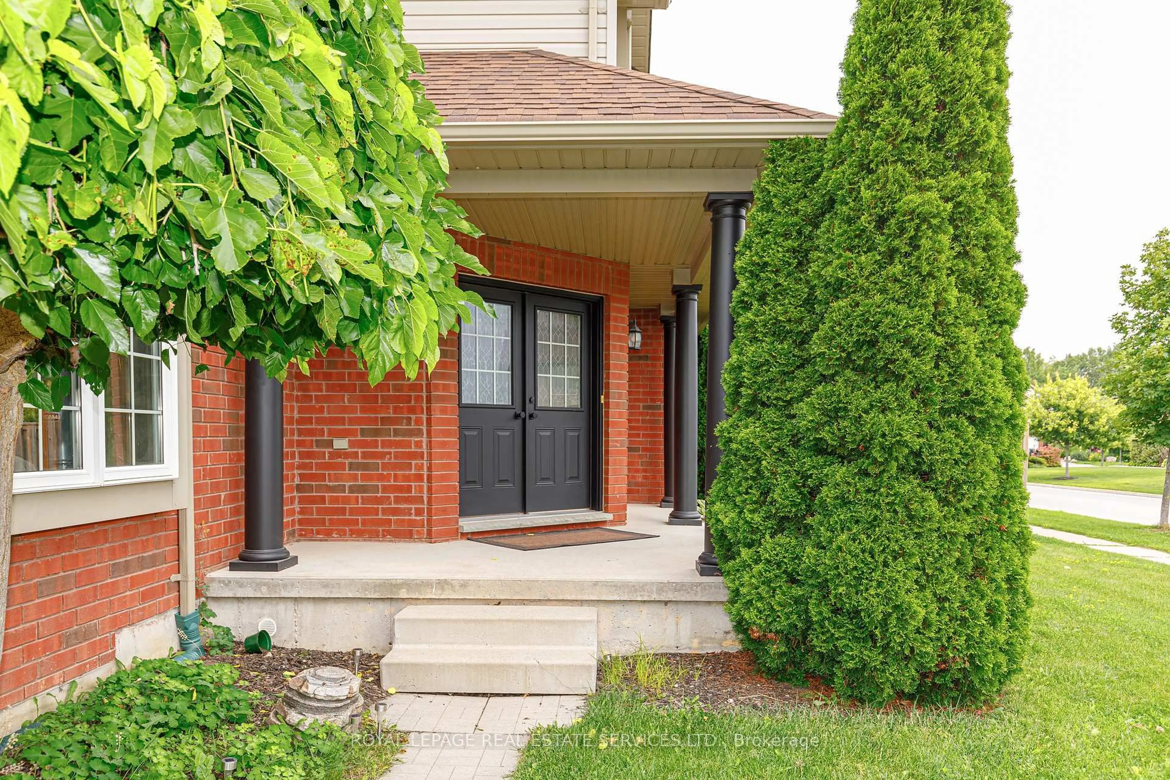 Home with brick exterior material, street for 78 Connor Ave, Collingwood Ontario L9Y 5L2