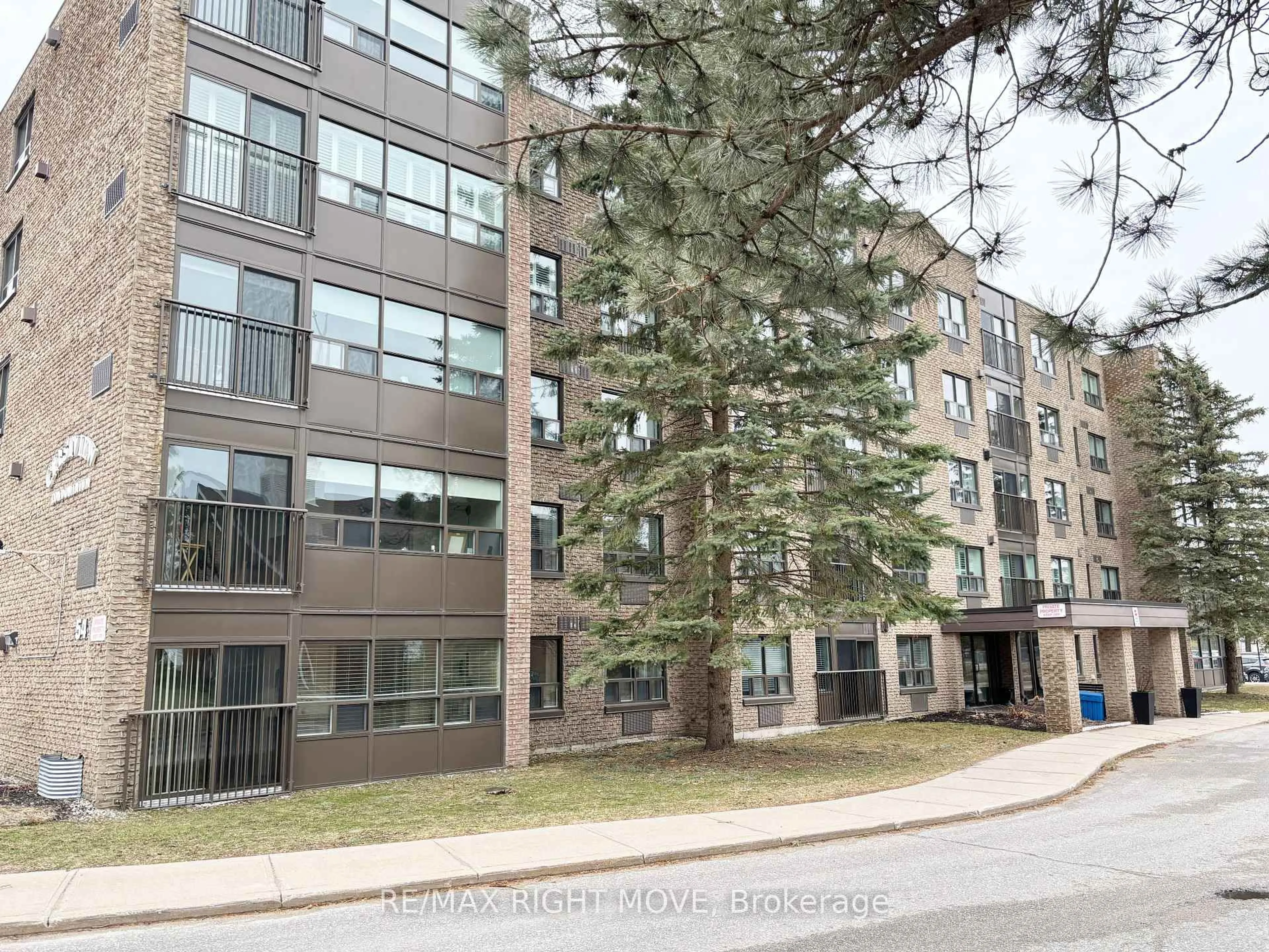 Unknown for 54 Fittons Rd #103, Orillia Ontario L3V 3T9