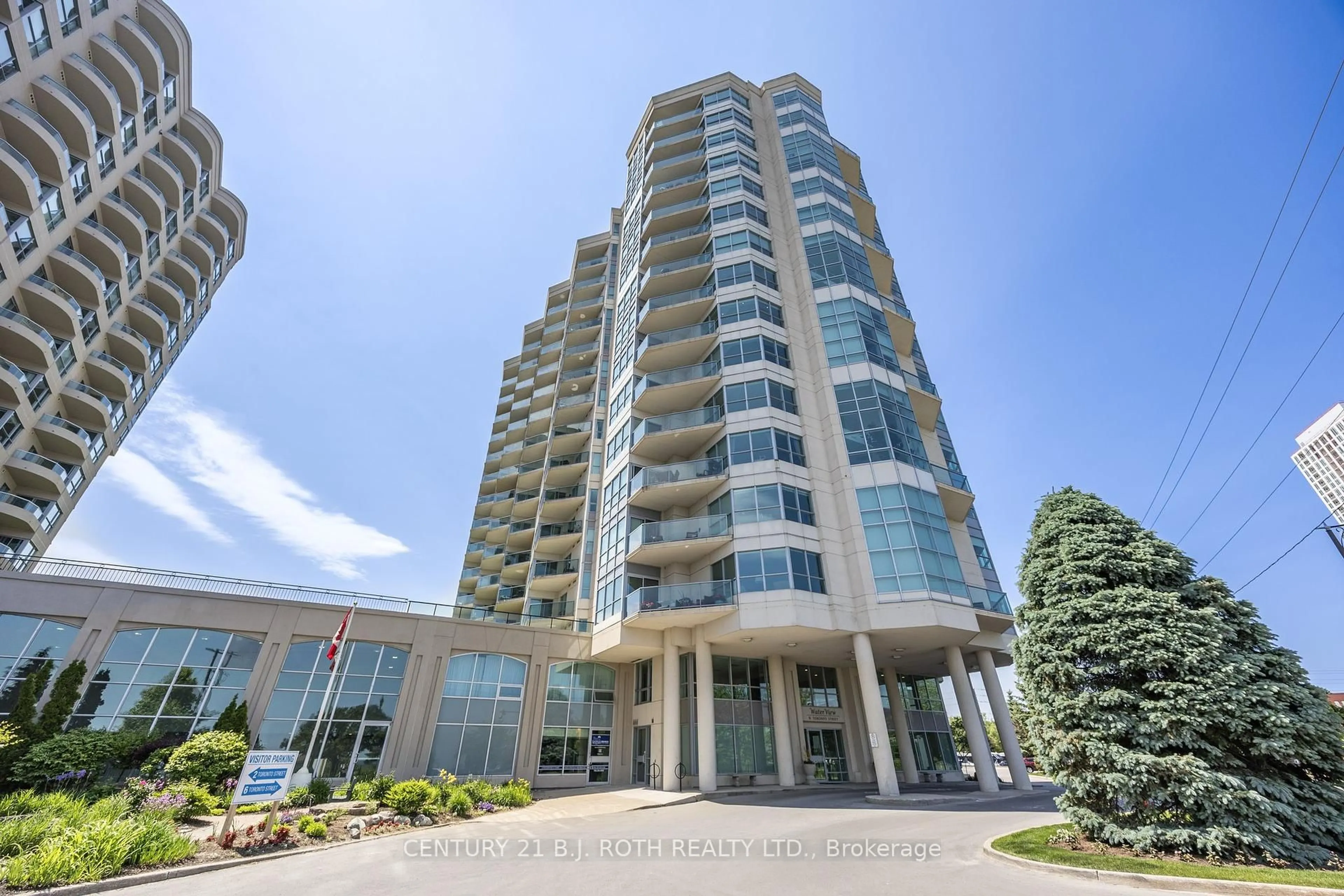 Indoor foyer for 6 Toronto St #803, Barrie Ontario L4N 9R2