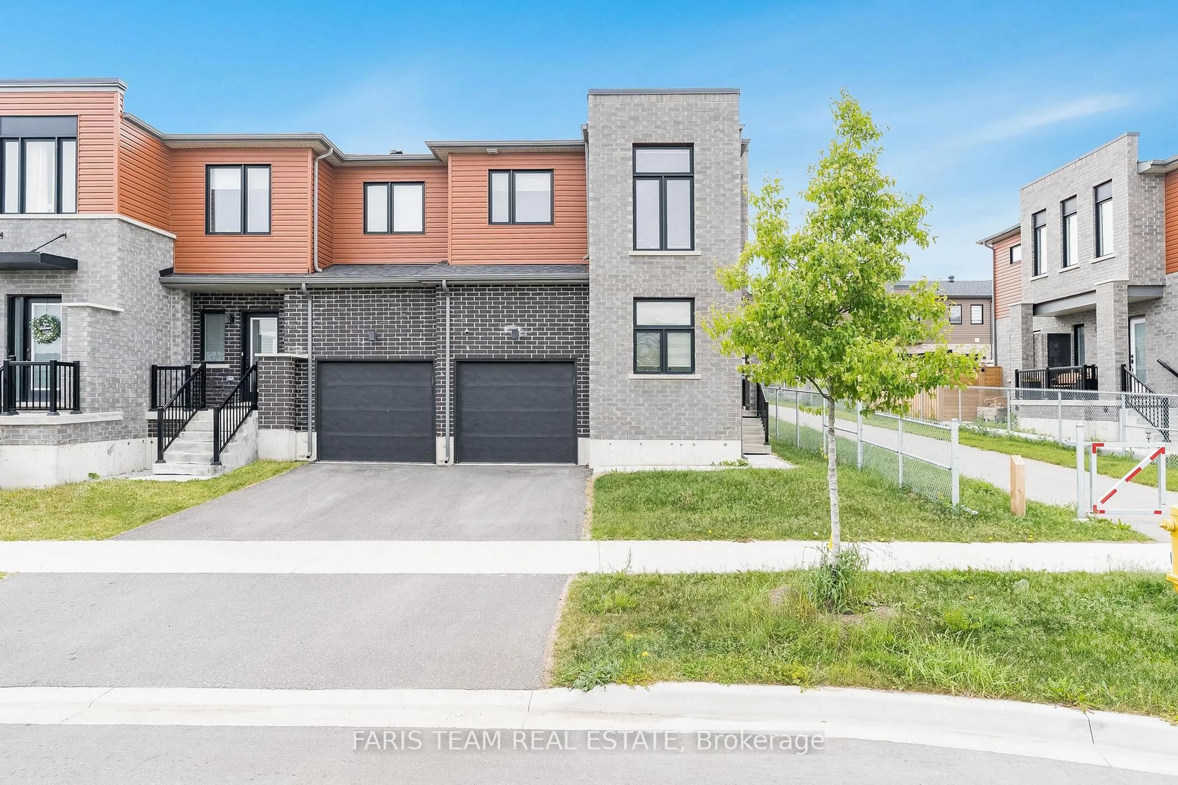 Home with brick exterior material, street for 97 Gateland Dr, Barrie Ontario L9J 0N2