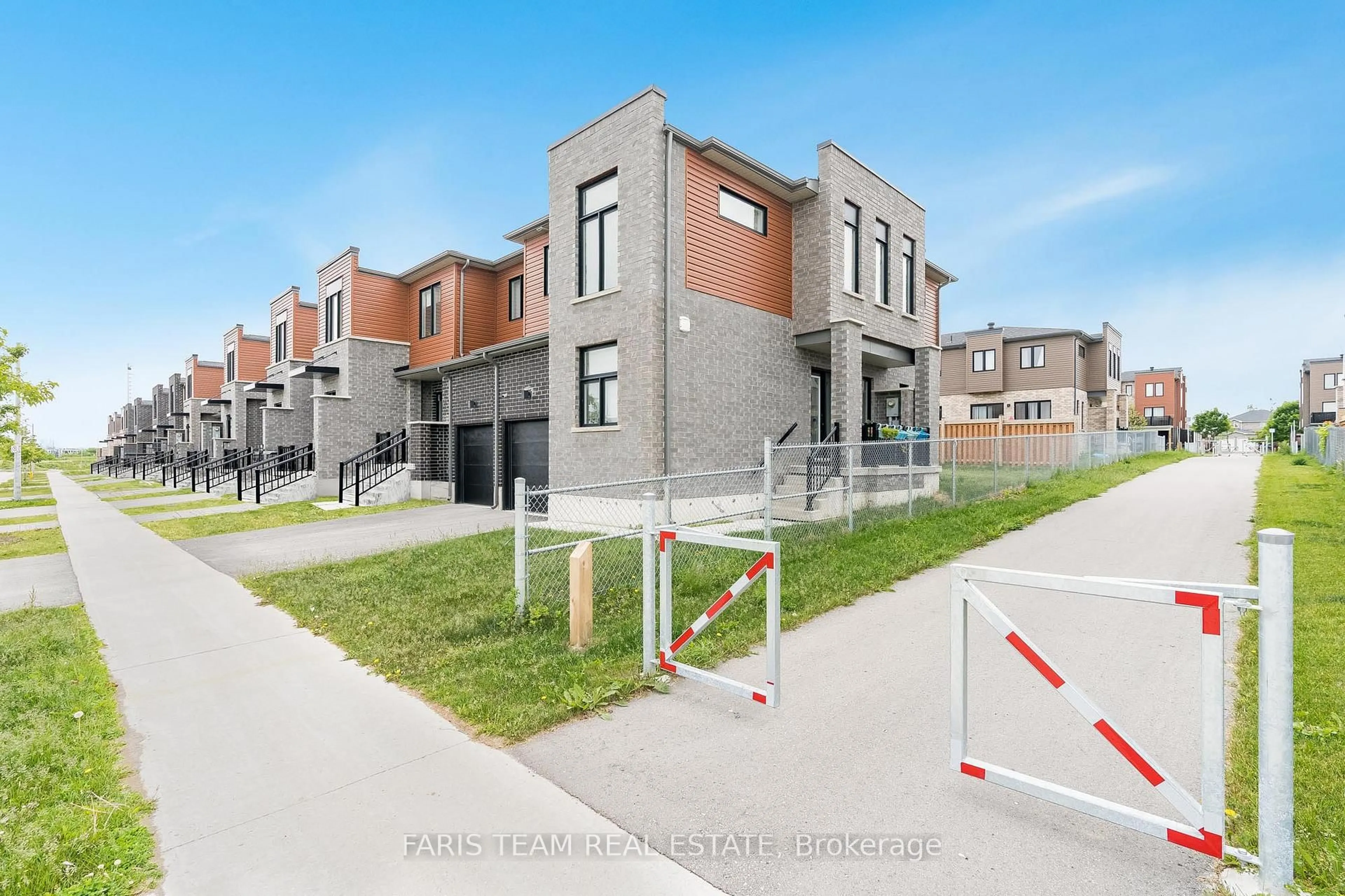 Unknown for 97 Gateland Dr, Barrie Ontario L9J 0N2