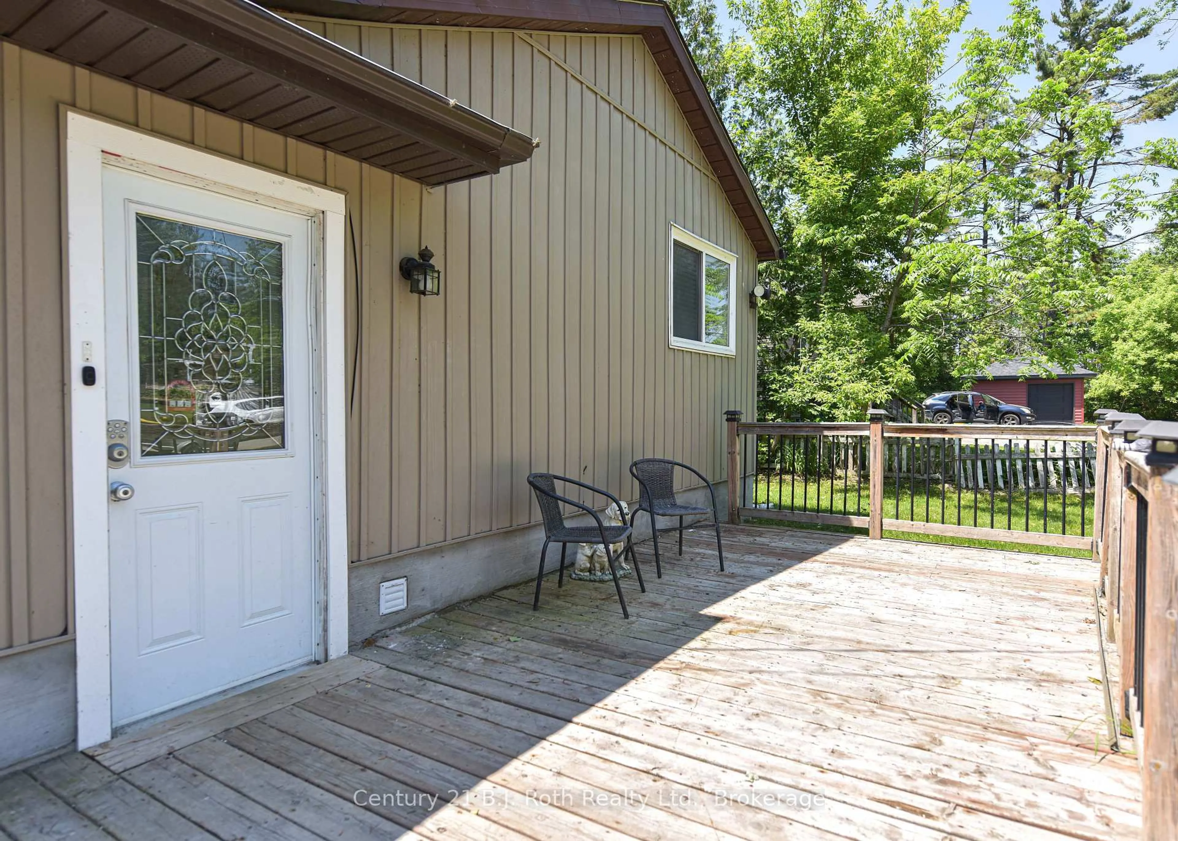 Patio, unknown for 3306 Knight Ave, Severn Ontario L3V 0V9