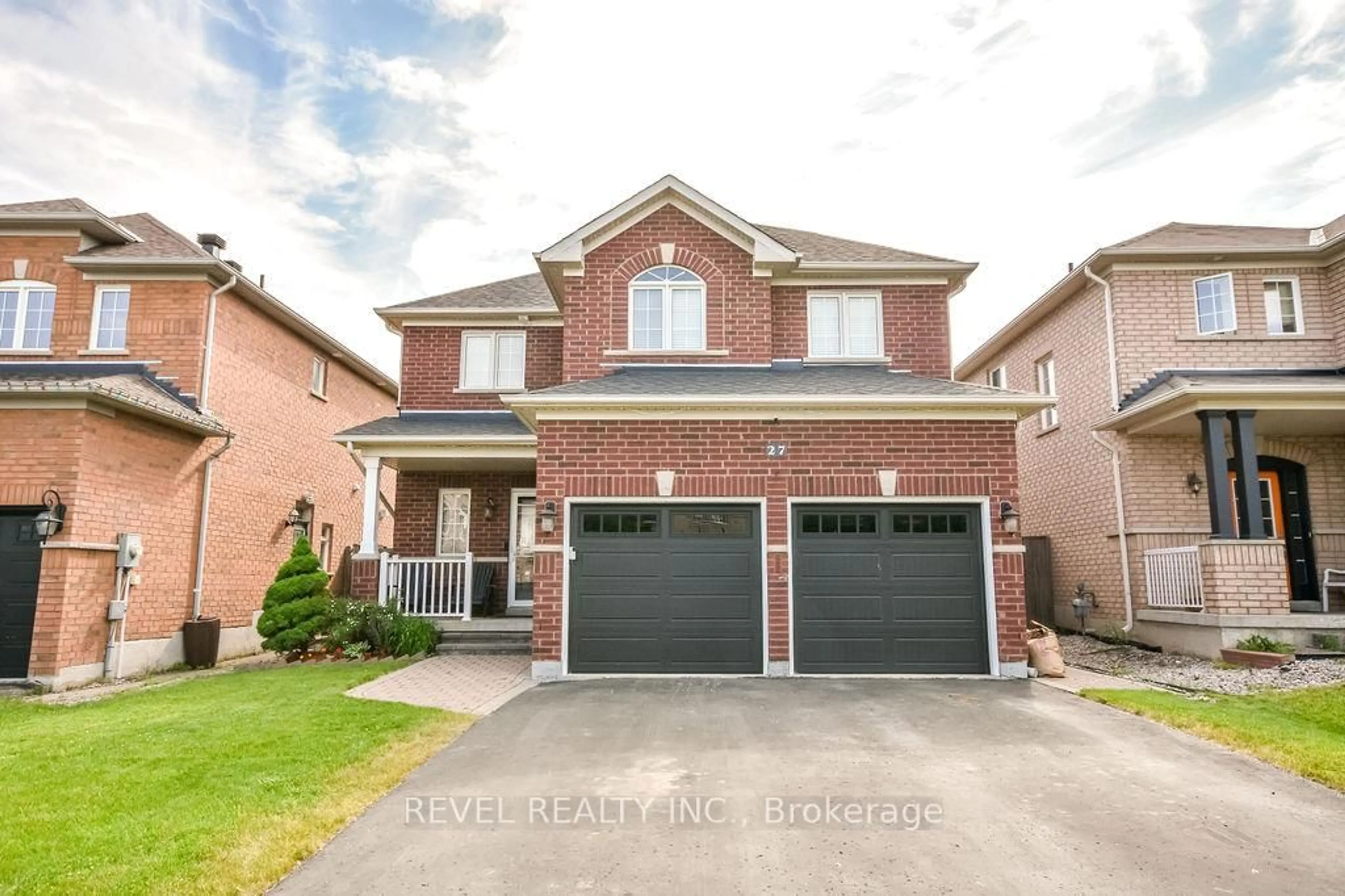 Home with brick exterior material, street for 27 Orleans Ave, Barrie Ontario L4M 0B6