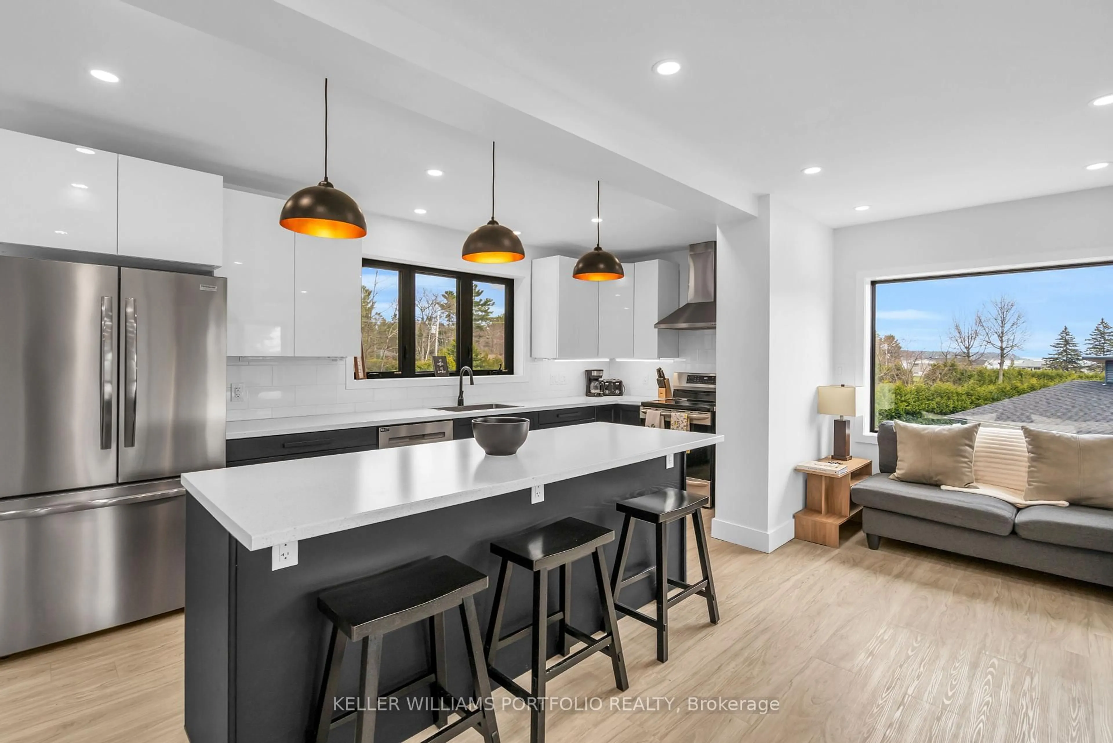 Open concept kitchen, ceramic/tile floor for 2 Grosvenor Dr, Tiny Ontario L9M 0J2