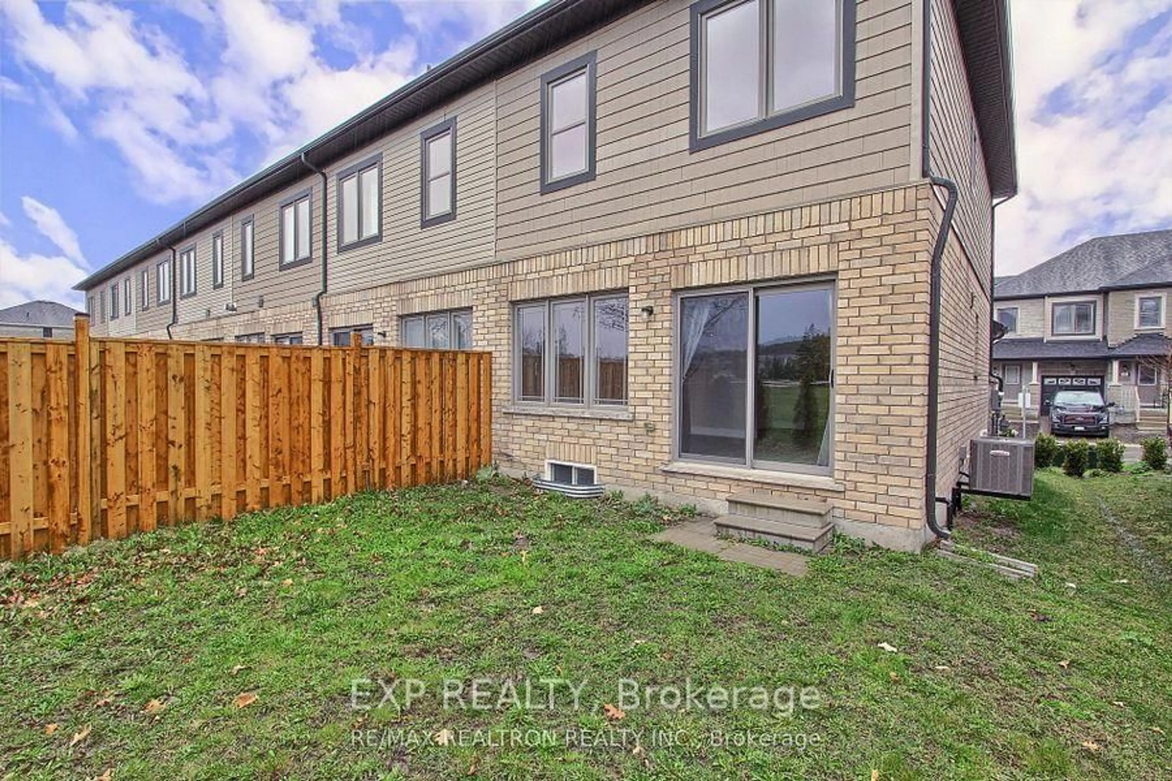 A pic from outside/outdoor area/front of a property/back of a property/a pic from drone, street for 41 Deneb, Barrie Ontario L4M 0K6