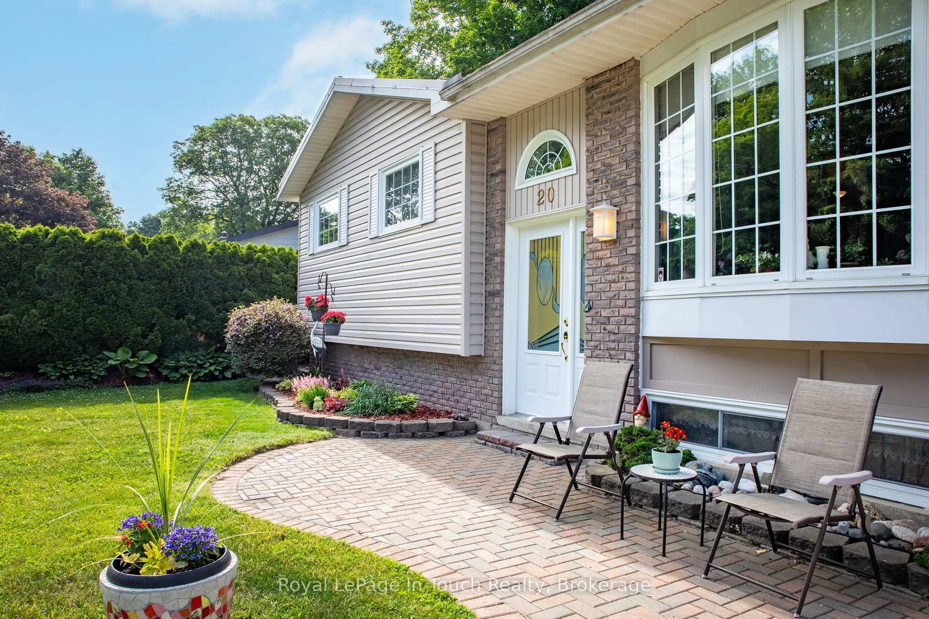Home with brick exterior material, street for 20 Payette Dr, Penetanguishene Ontario L9M 1H4