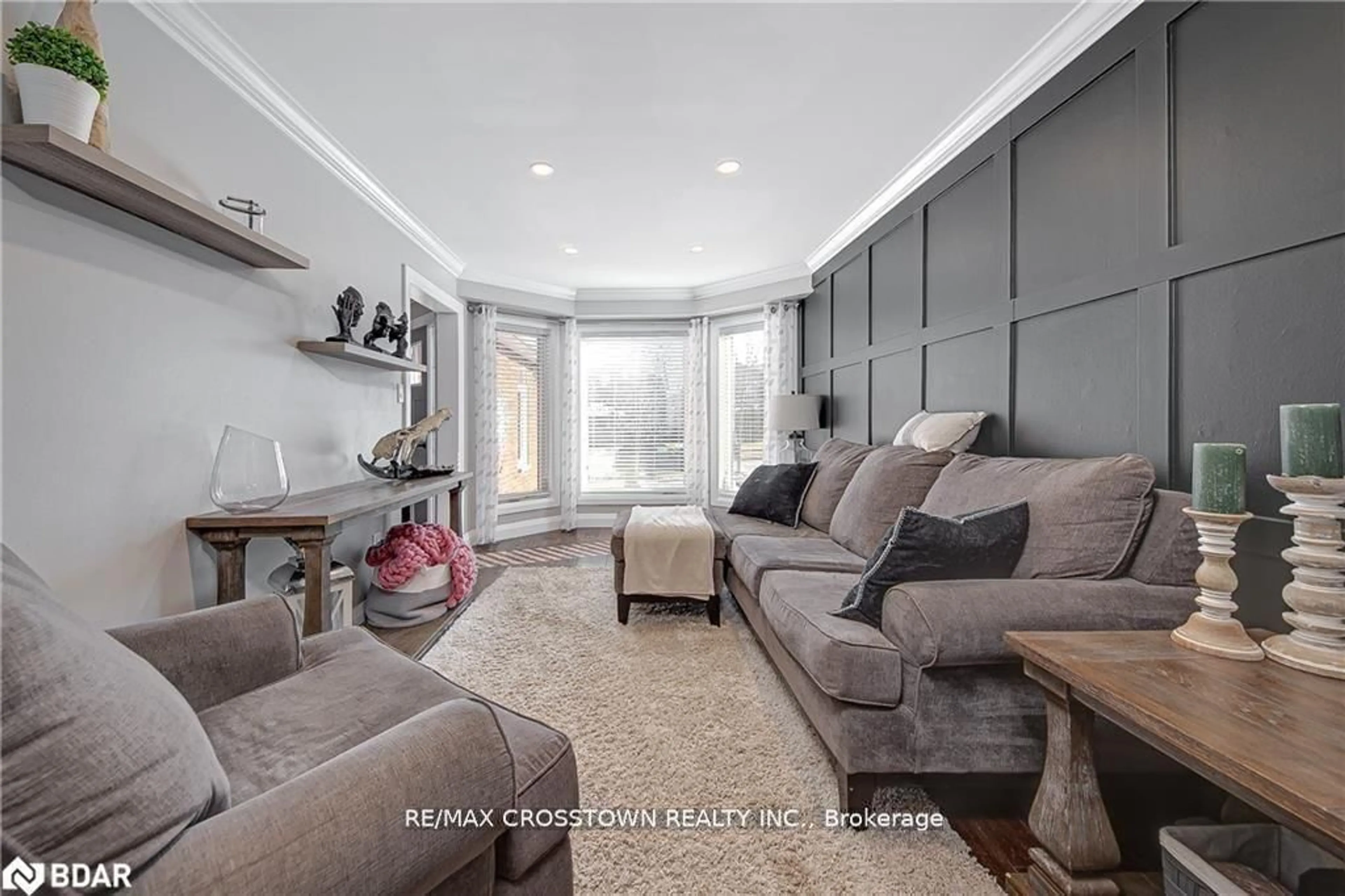 Living room with furniture, unknown for 92 Golden Meadow Rd, Barrie Ontario L4N 7G4