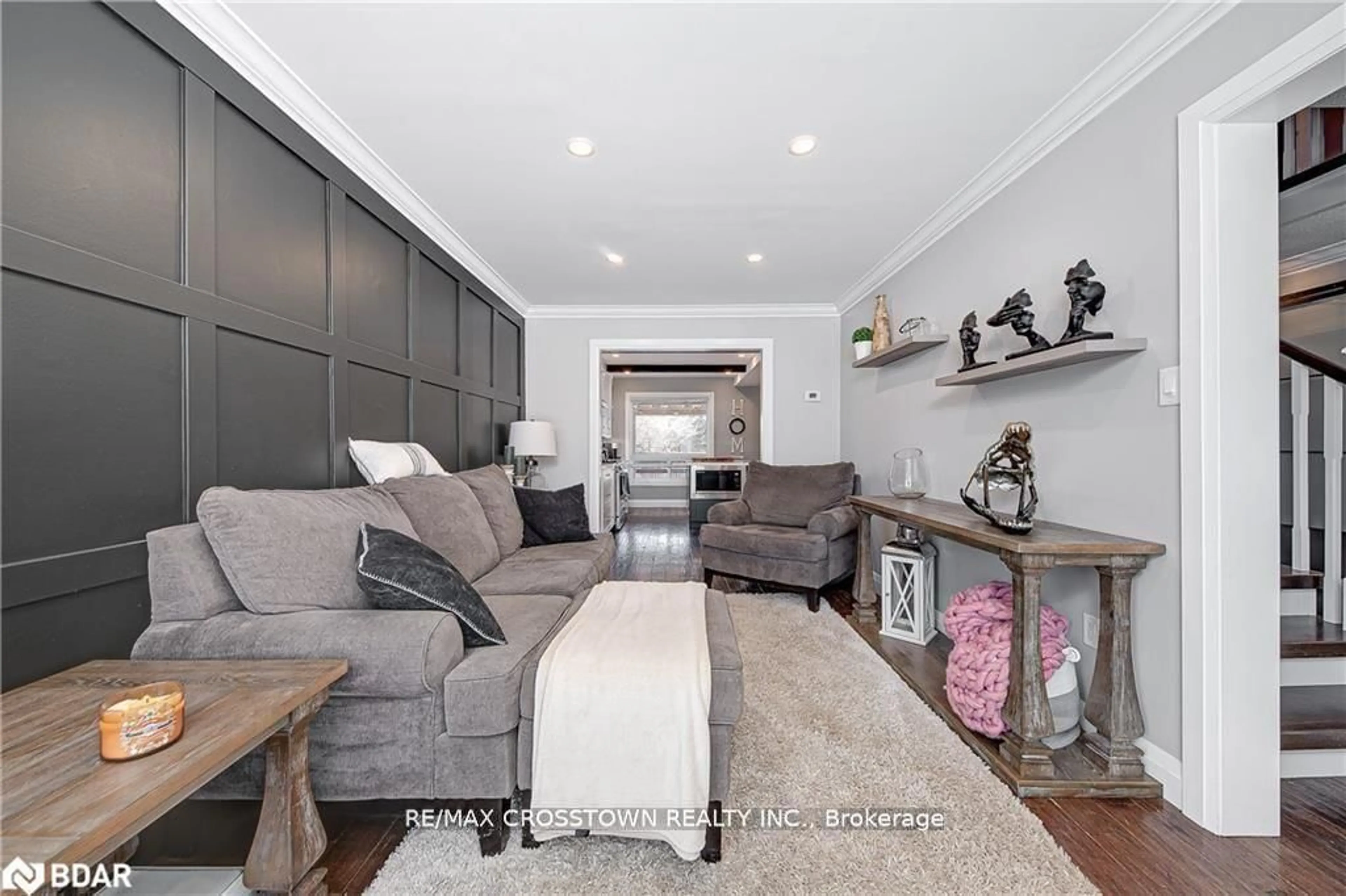 Living room with furniture, unknown for 92 Golden Meadow Rd, Barrie Ontario L4N 7G4