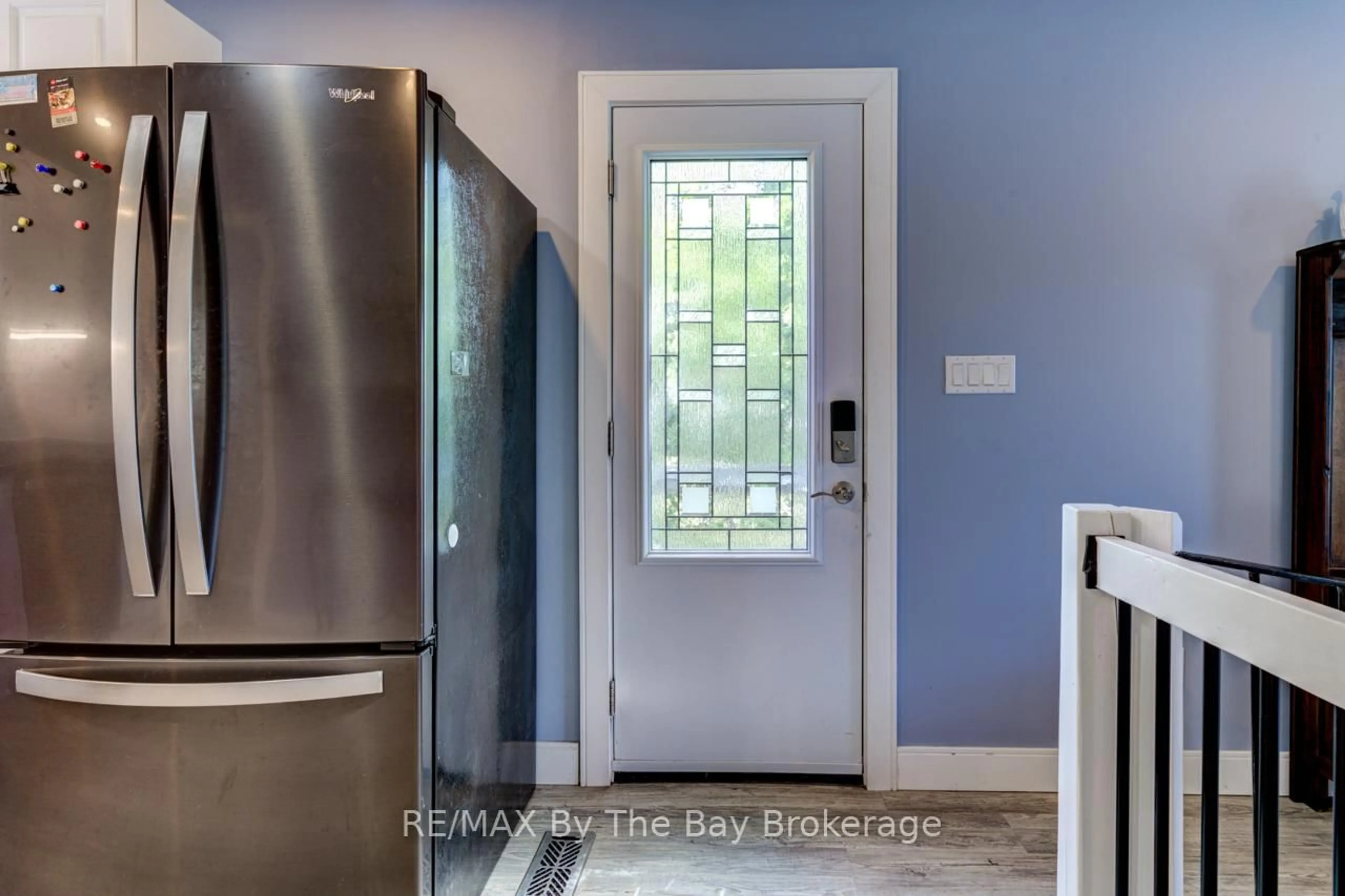 Indoor entryway for 1250 River Rd, Wasaga Beach Ontario L9Z 2W6