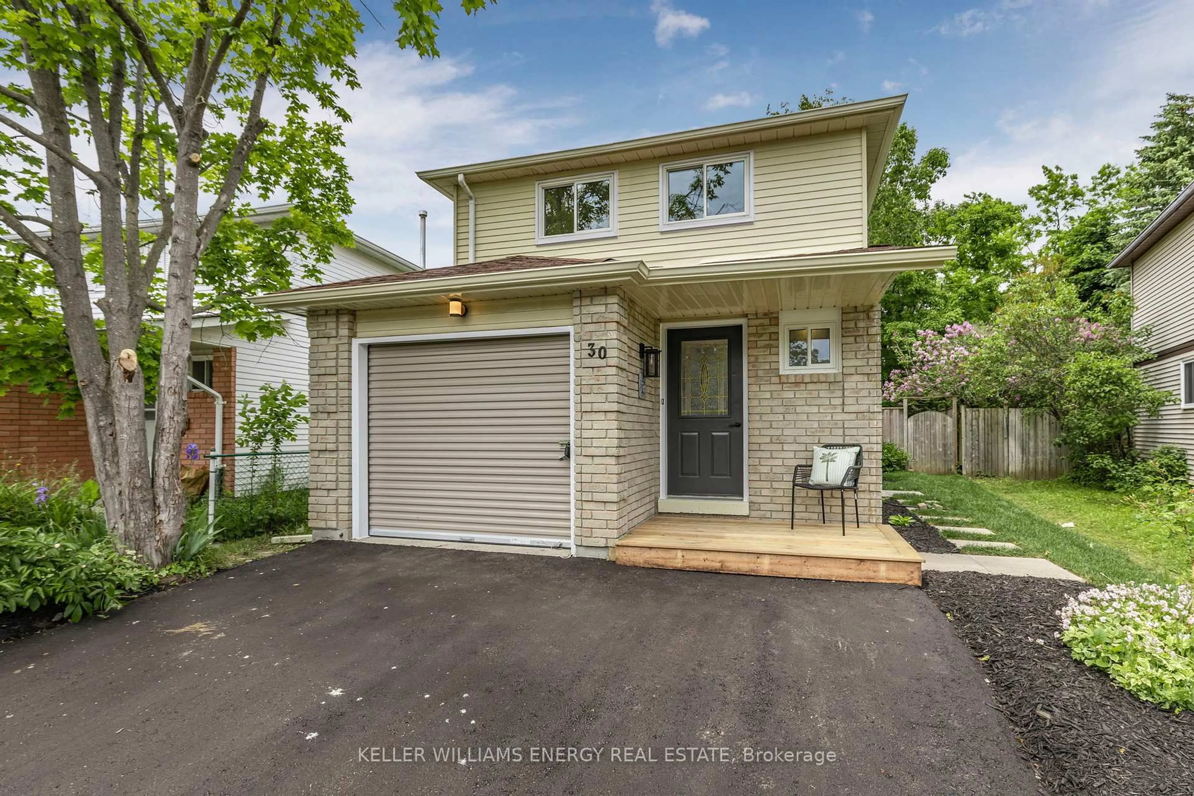 Unknown for 30 Sinclair Crt, Barrie Ontario L4N 5X8