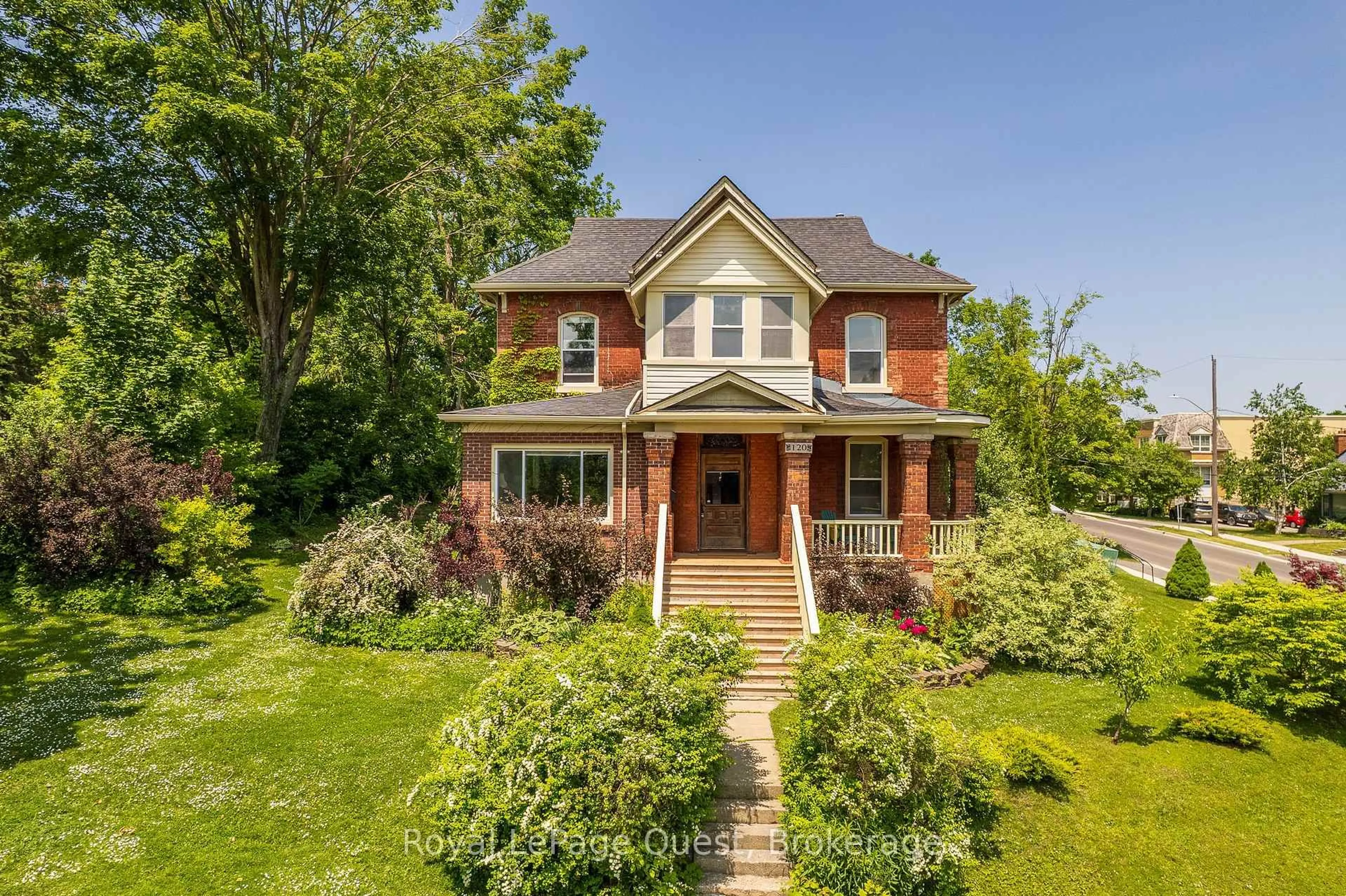 Home with brick exterior material, street for 120 Brant St, Orillia Ontario L3V 1Z2