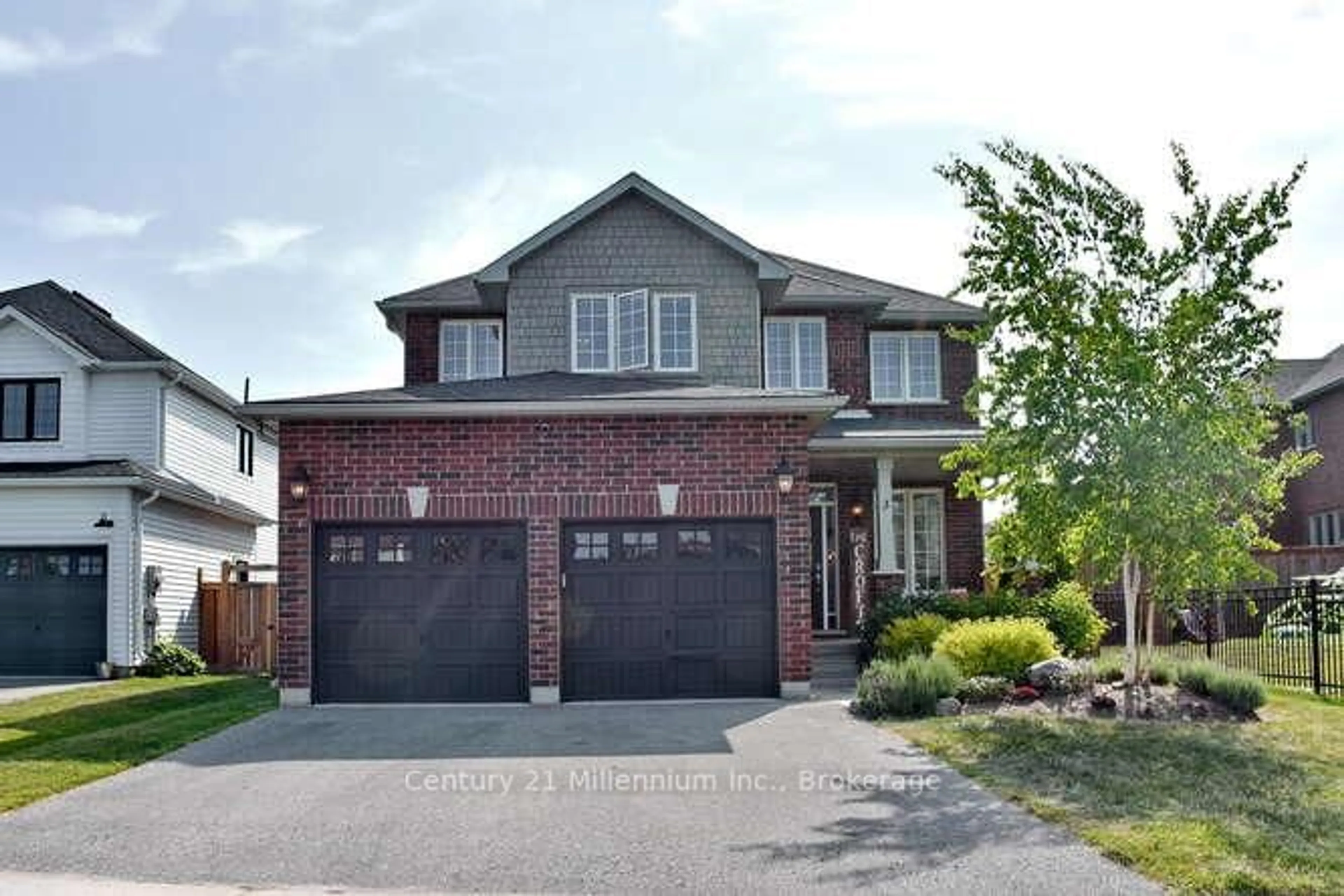 Home with brick exterior material, street for 3 Gilpin Cres, Collingwood Ontario L9Y 0Z2