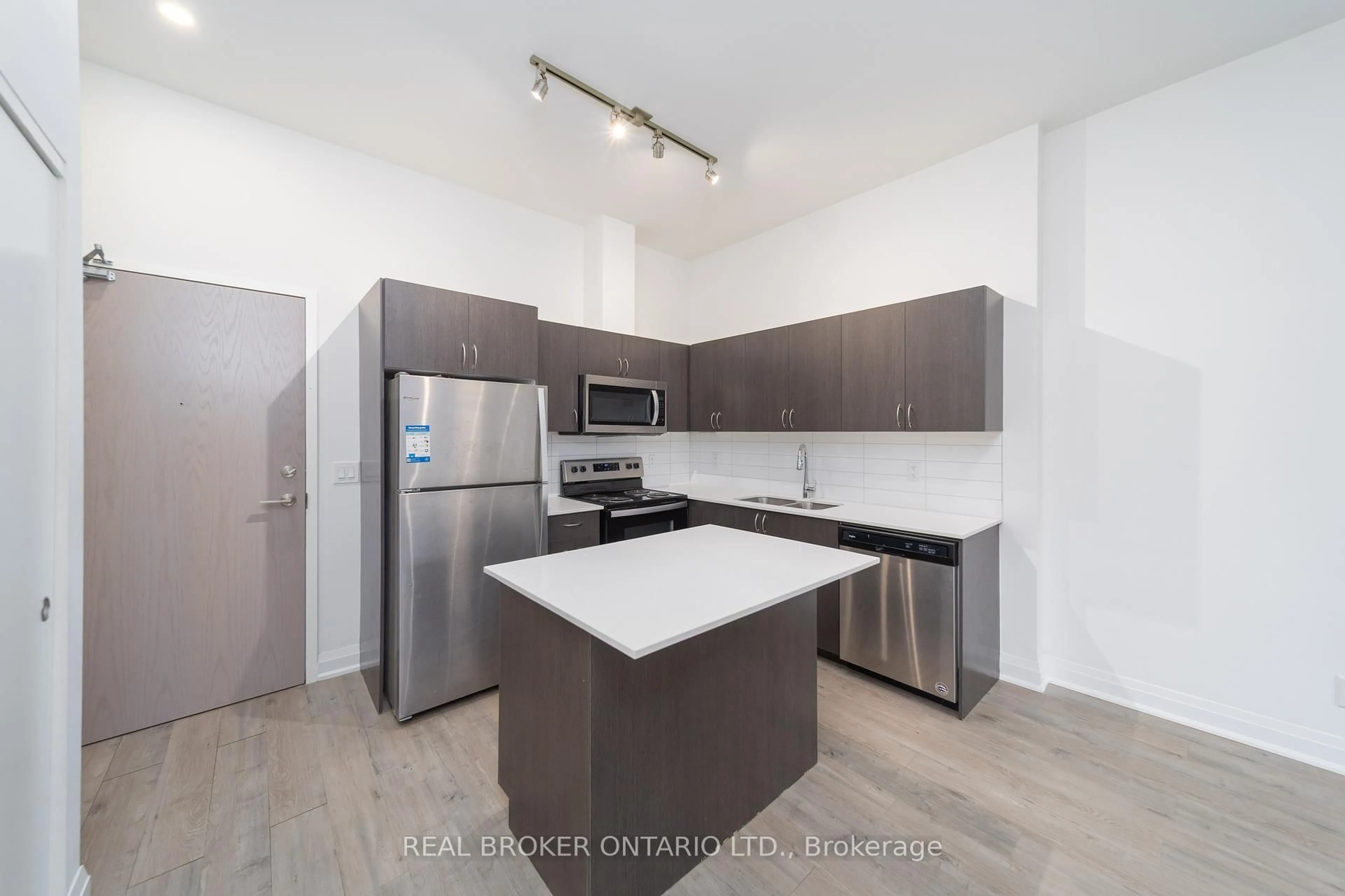 Unknown for 58 Lakeside Terr #108, Barrie Ontario L4M 0L5