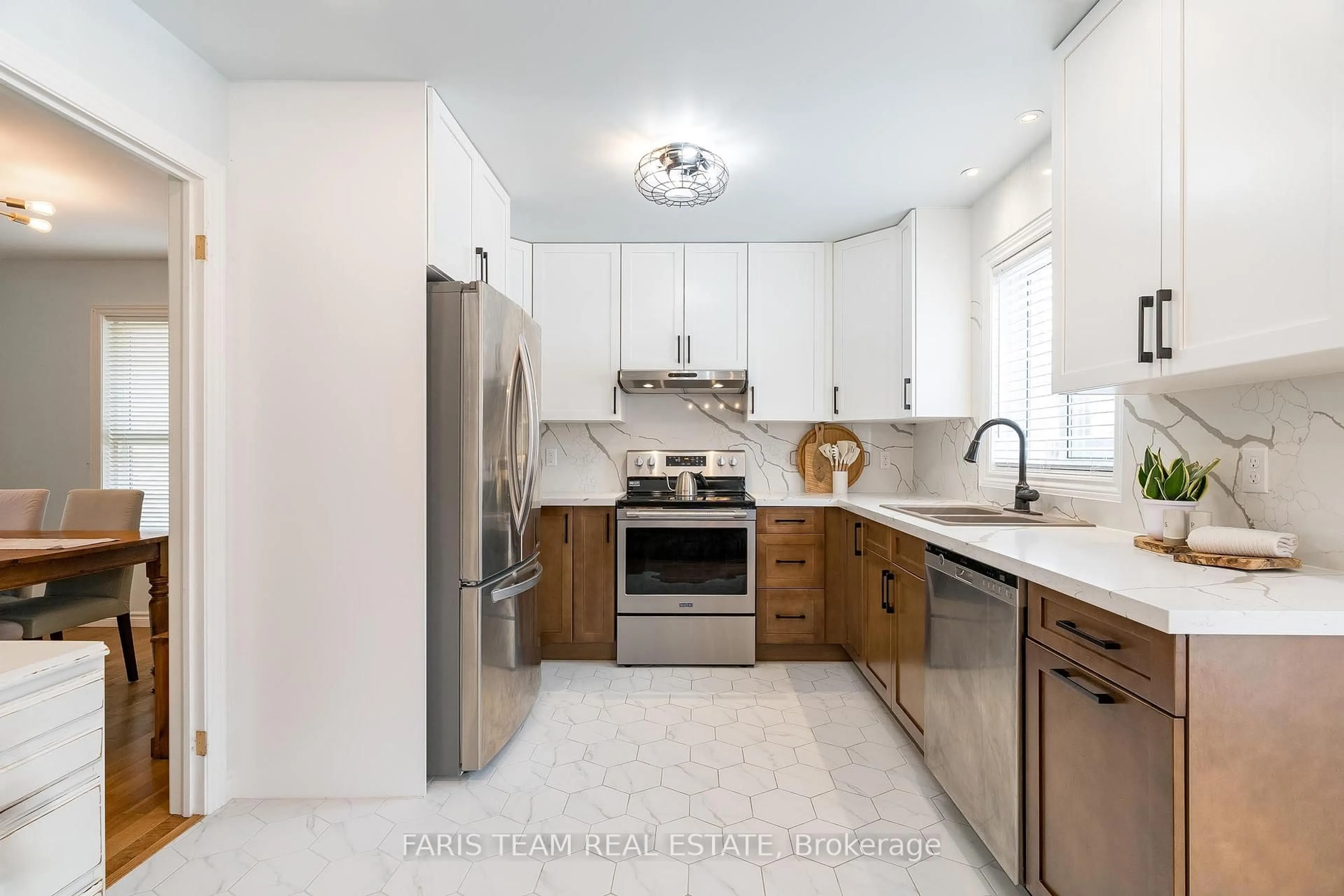 Unknown for 43 Dunnett Dr, Barrie Ontario L4N 0J7