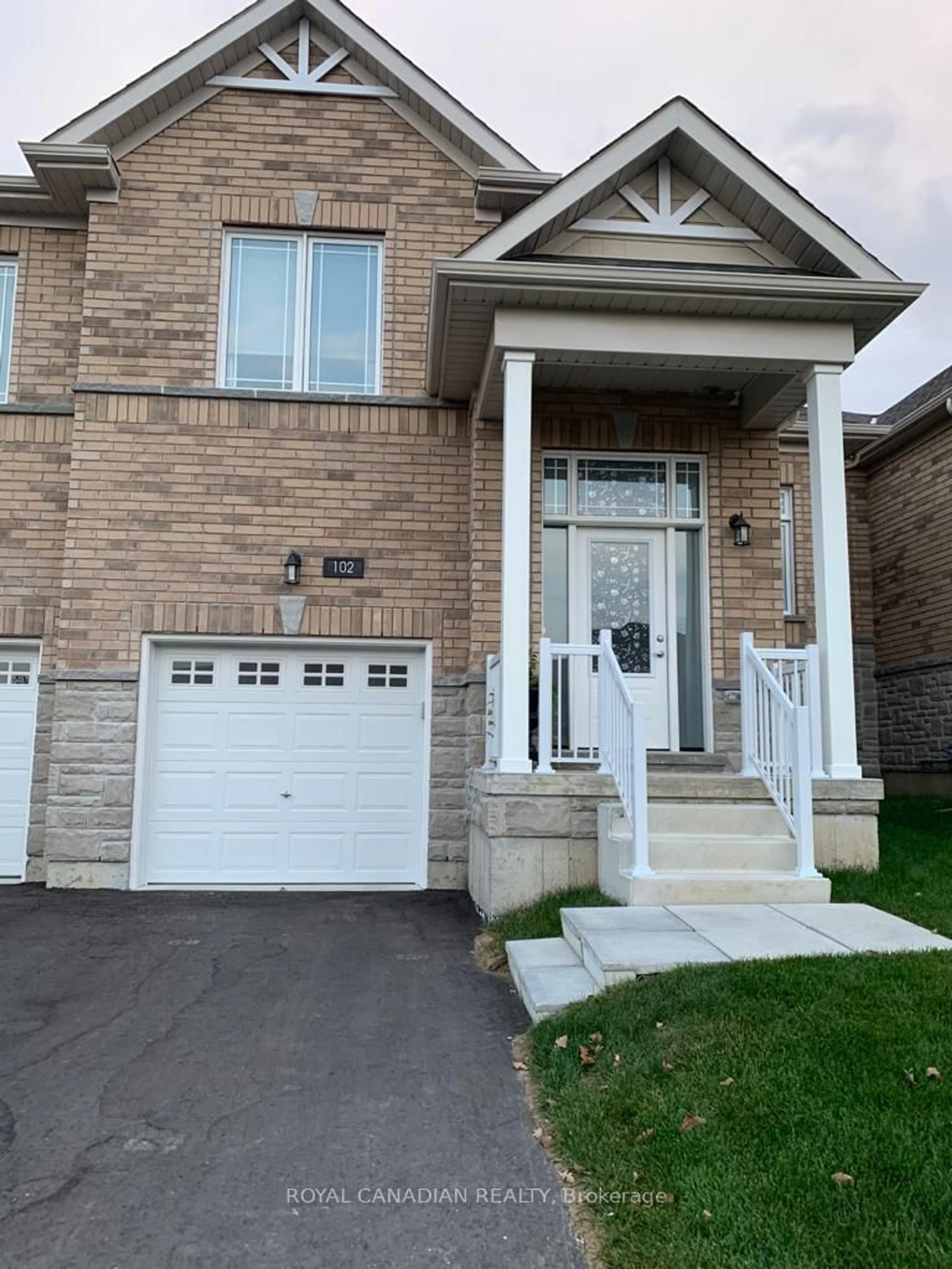 Home with brick exterior material, street for 102 Isabella Dr, Orillia Ontario L3V 8K7