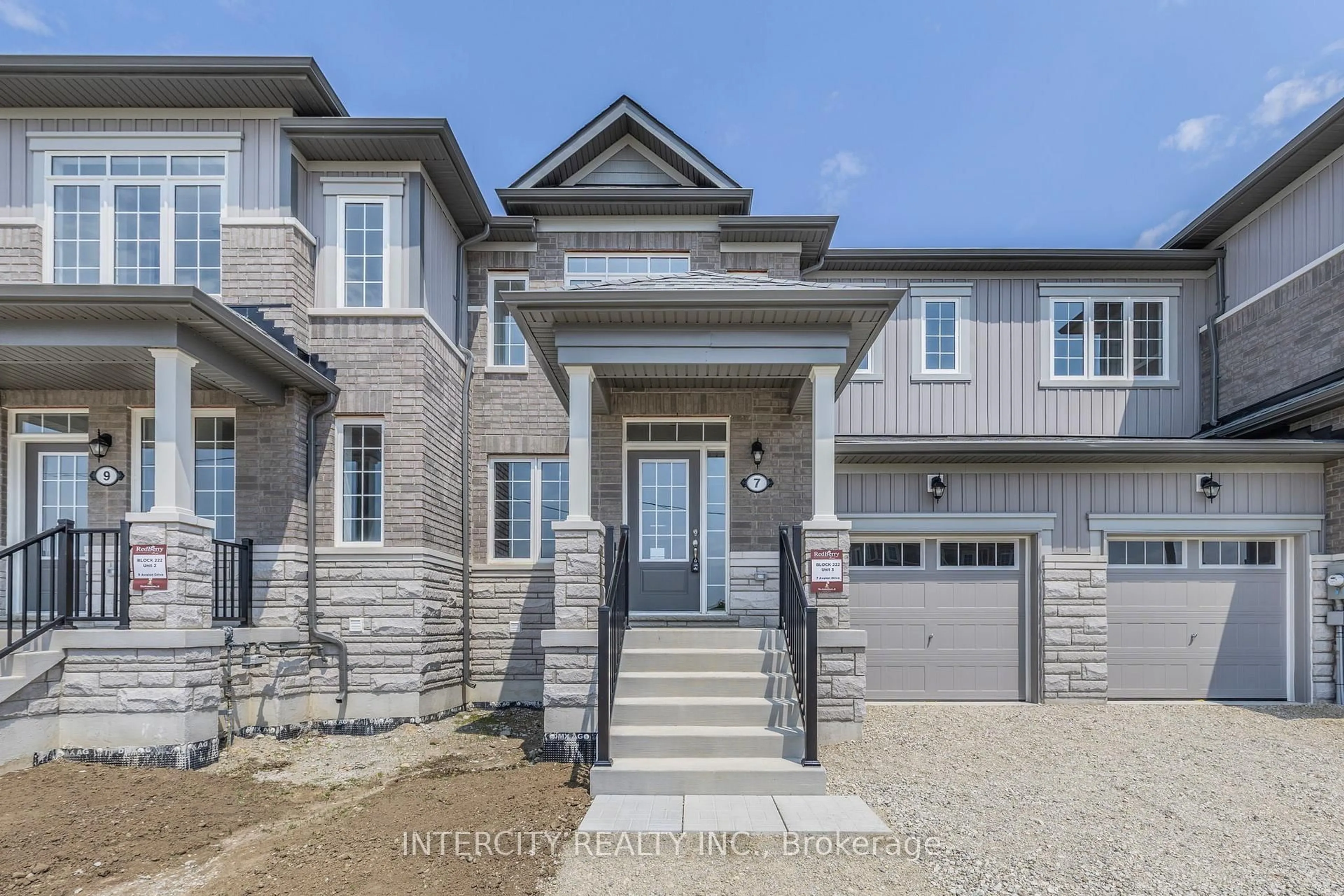 Home with brick exterior material, street for 7 Avalon Dr, Wasaga Beach Ontario L9R 0M2
