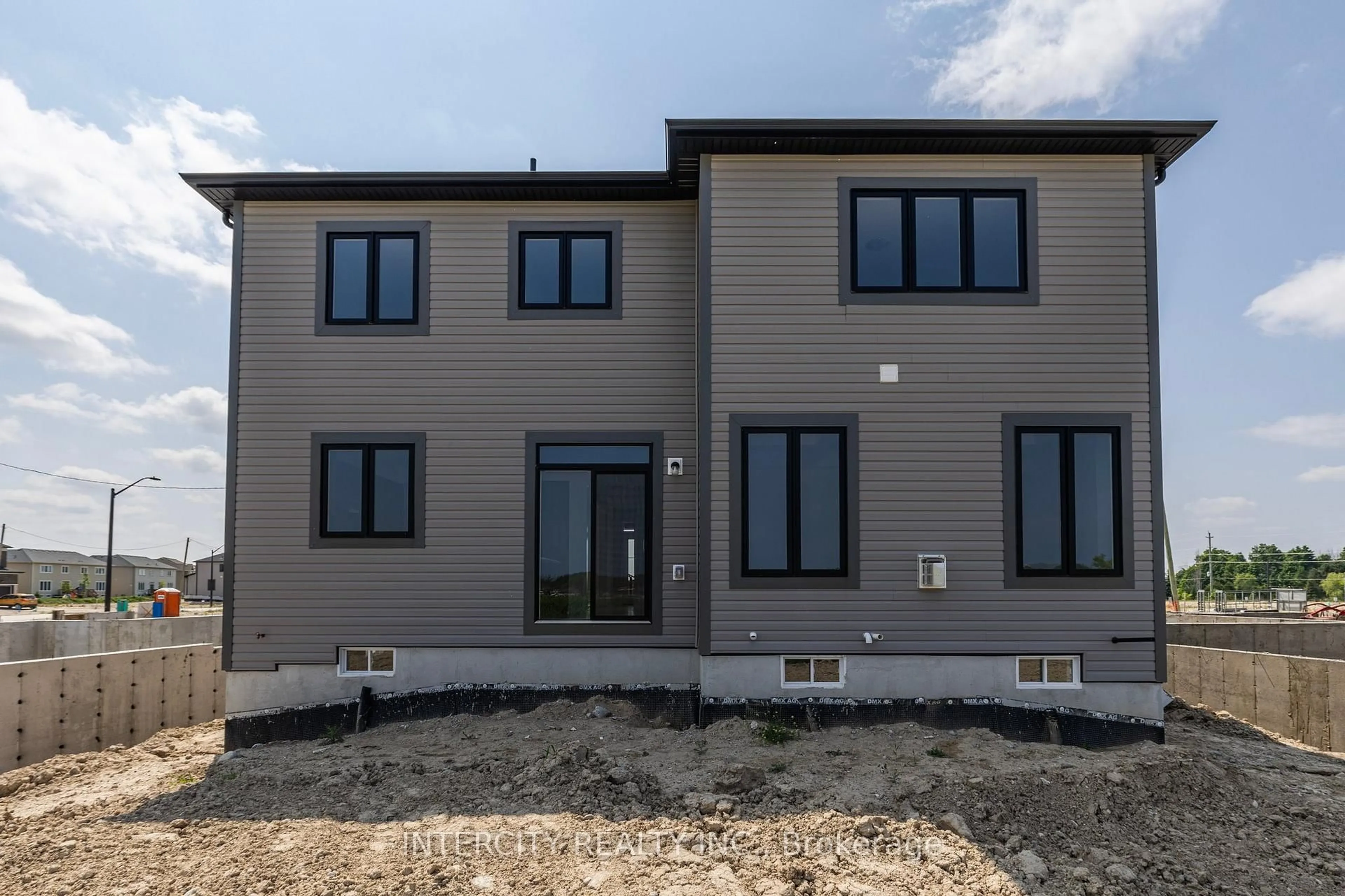Unknown for 36 Legacy Circ, Wasaga Beach Ontario L9Z 0M5