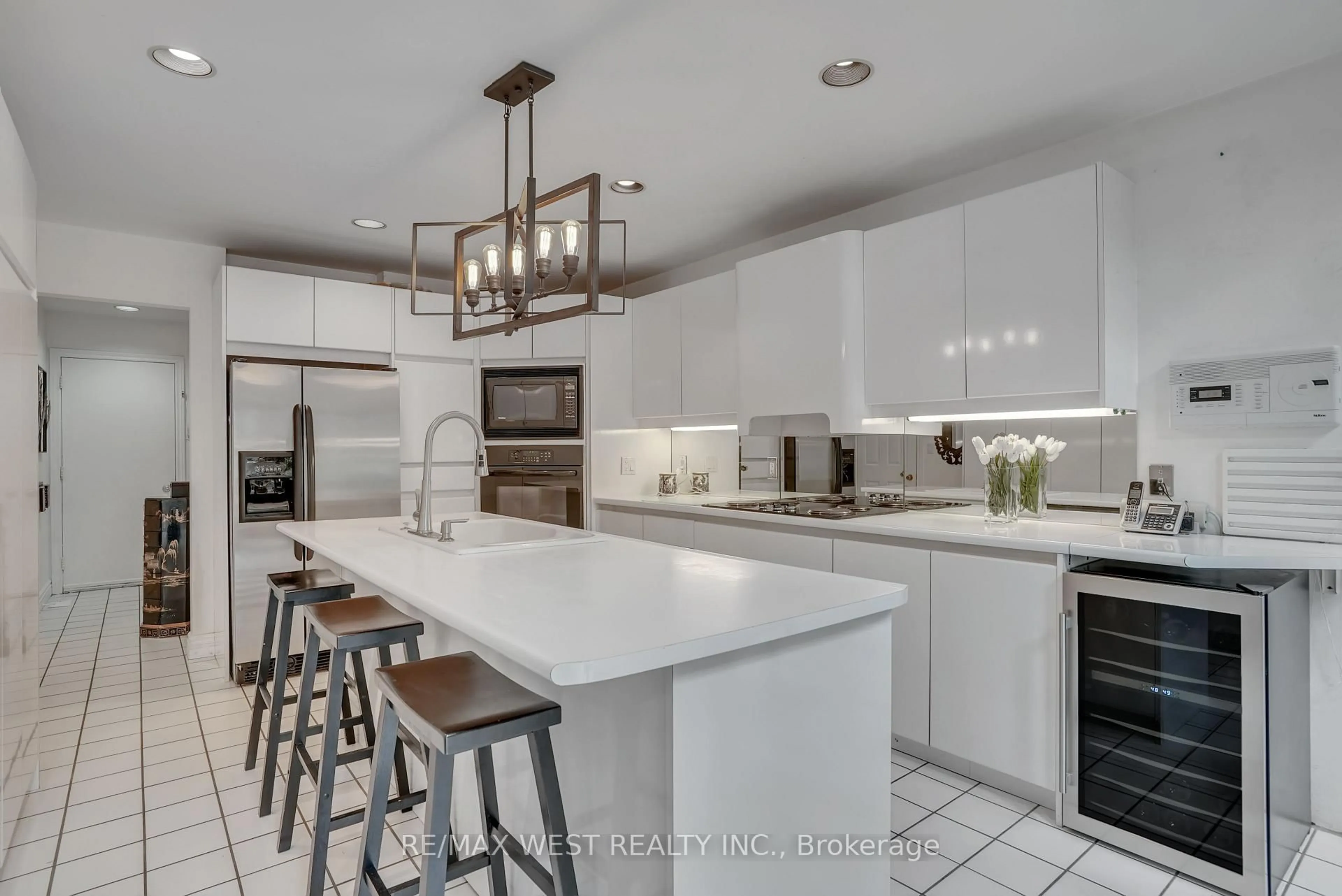 Contemporary kitchen, ceramic/tile floor for 35 Jodies Lane, Springwater Ontario L0L 1X1