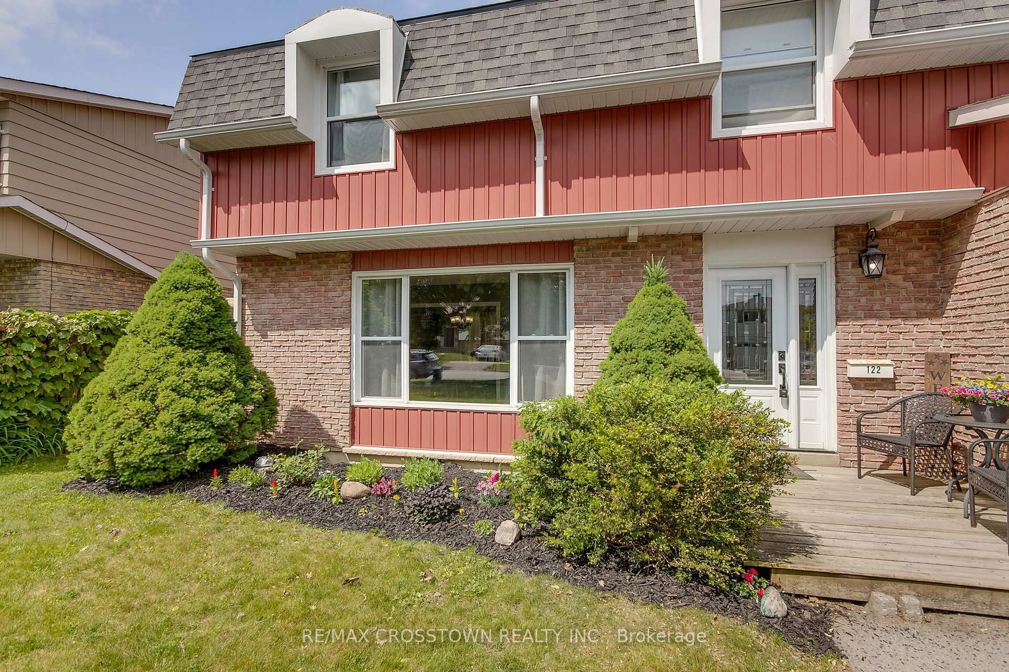 Unknown for 122 Marshall St, Barrie Ontario L4N 4L5