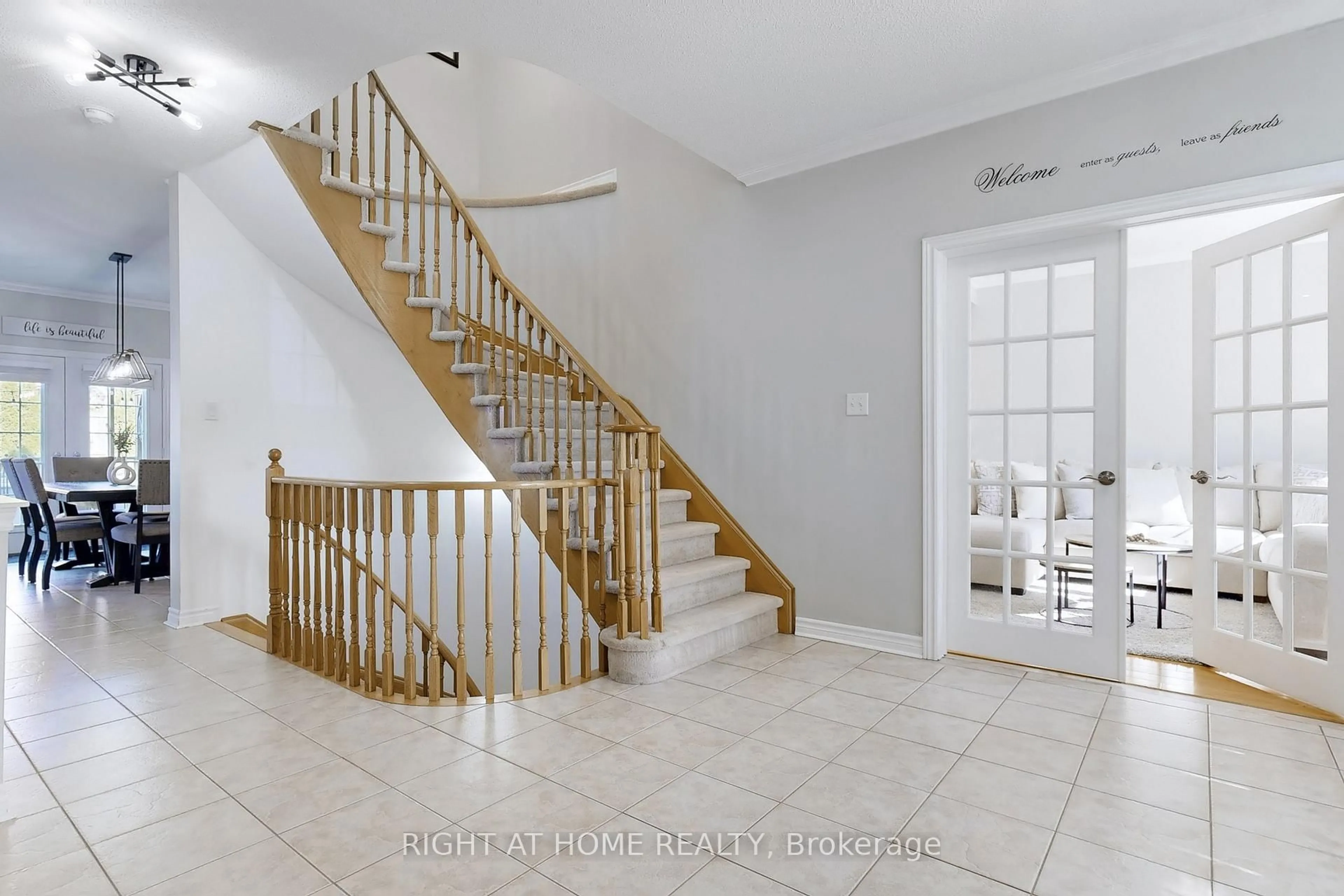 Unknown for 418 Mapleton Ave, Barrie Ontario L4N 0Z9