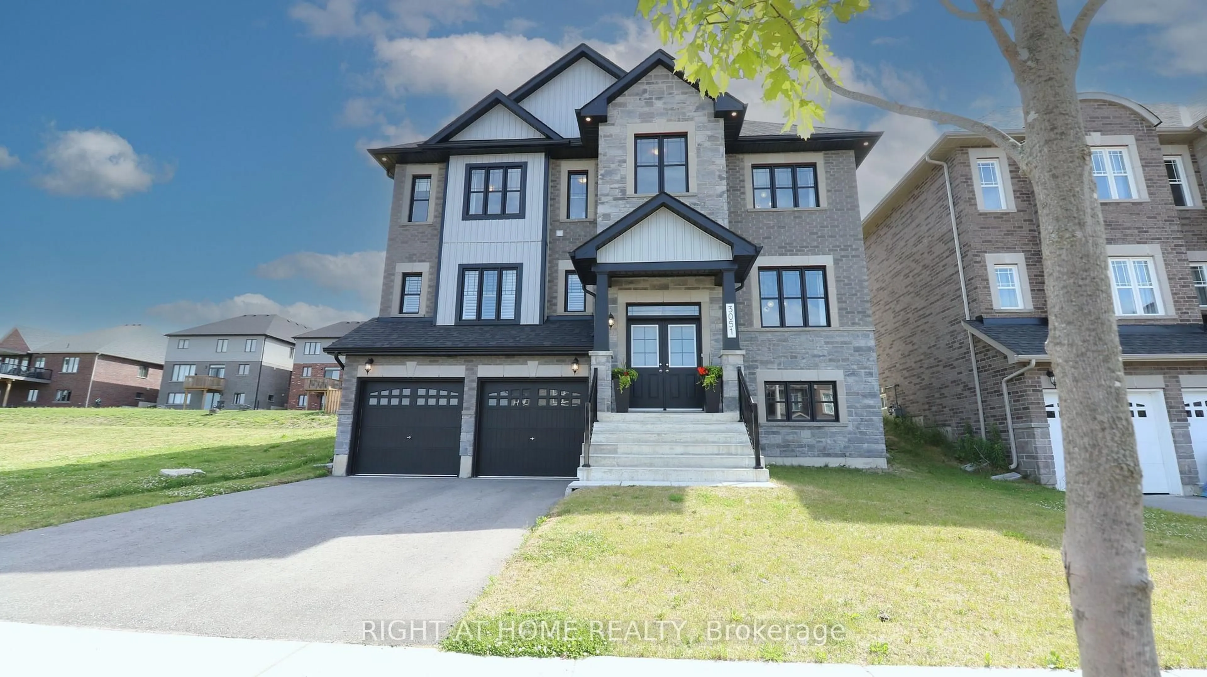 Home with brick exterior material, street for 3051 Sierra Dr, Orillia Ontario L3V 8M8