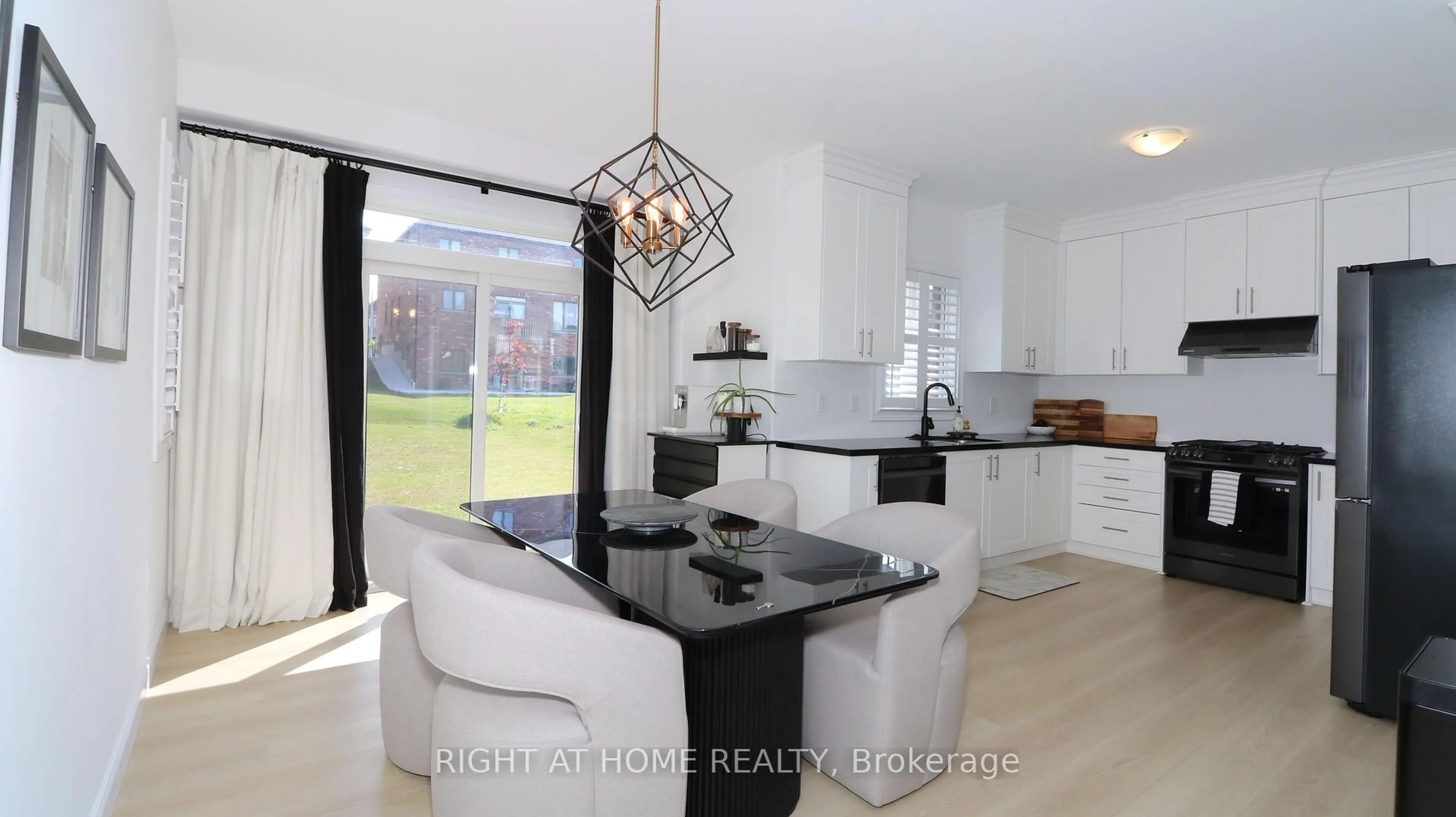 Open concept kitchen, unknown for 3051 Sierra Dr, Orillia Ontario L3V 8M8