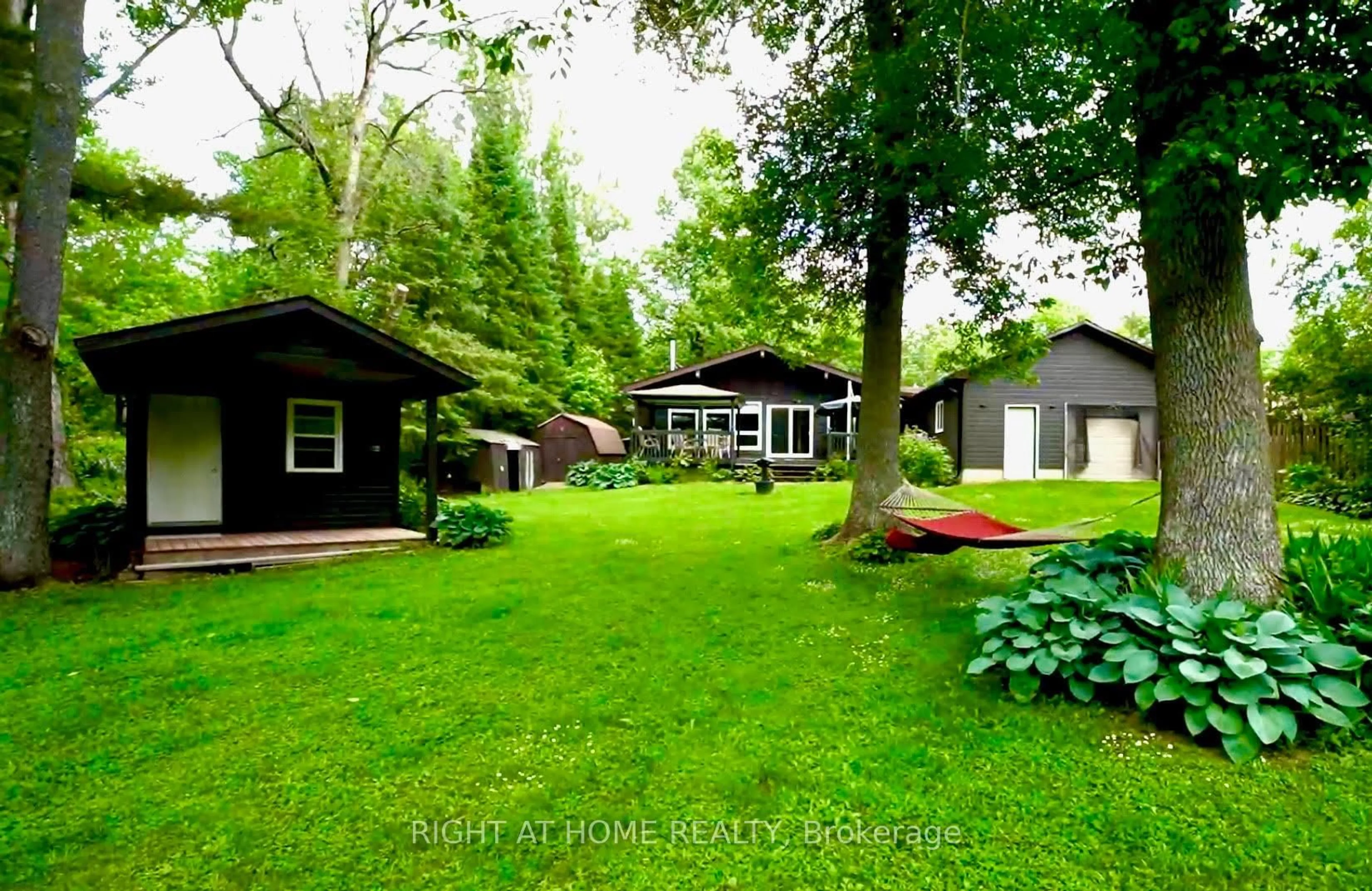 A pic from outside/outdoor area/front of a property/back of a property/a pic from drone, forest/trees view for 5171 Severn Pines Cres, Severn Ontario L0K 2B0