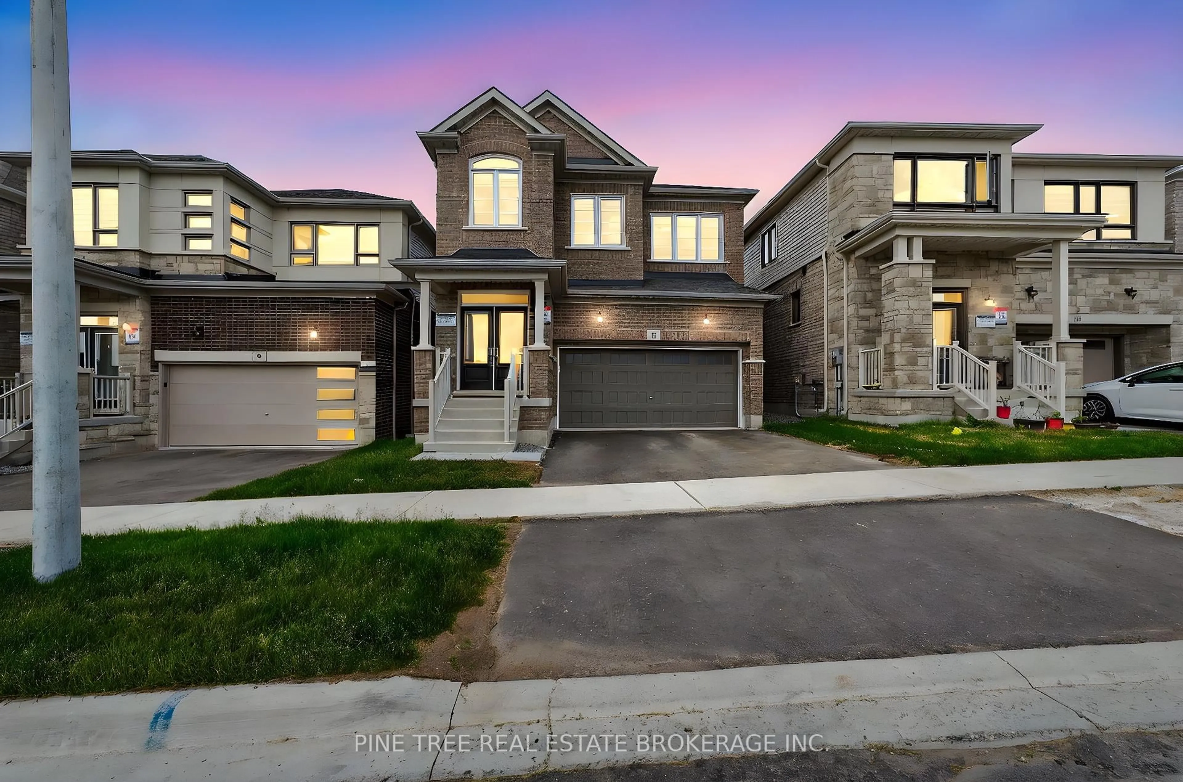 Home with brick exterior material, street for 11 Phoenix Blvd, Barrie Ontario L9J 0P6