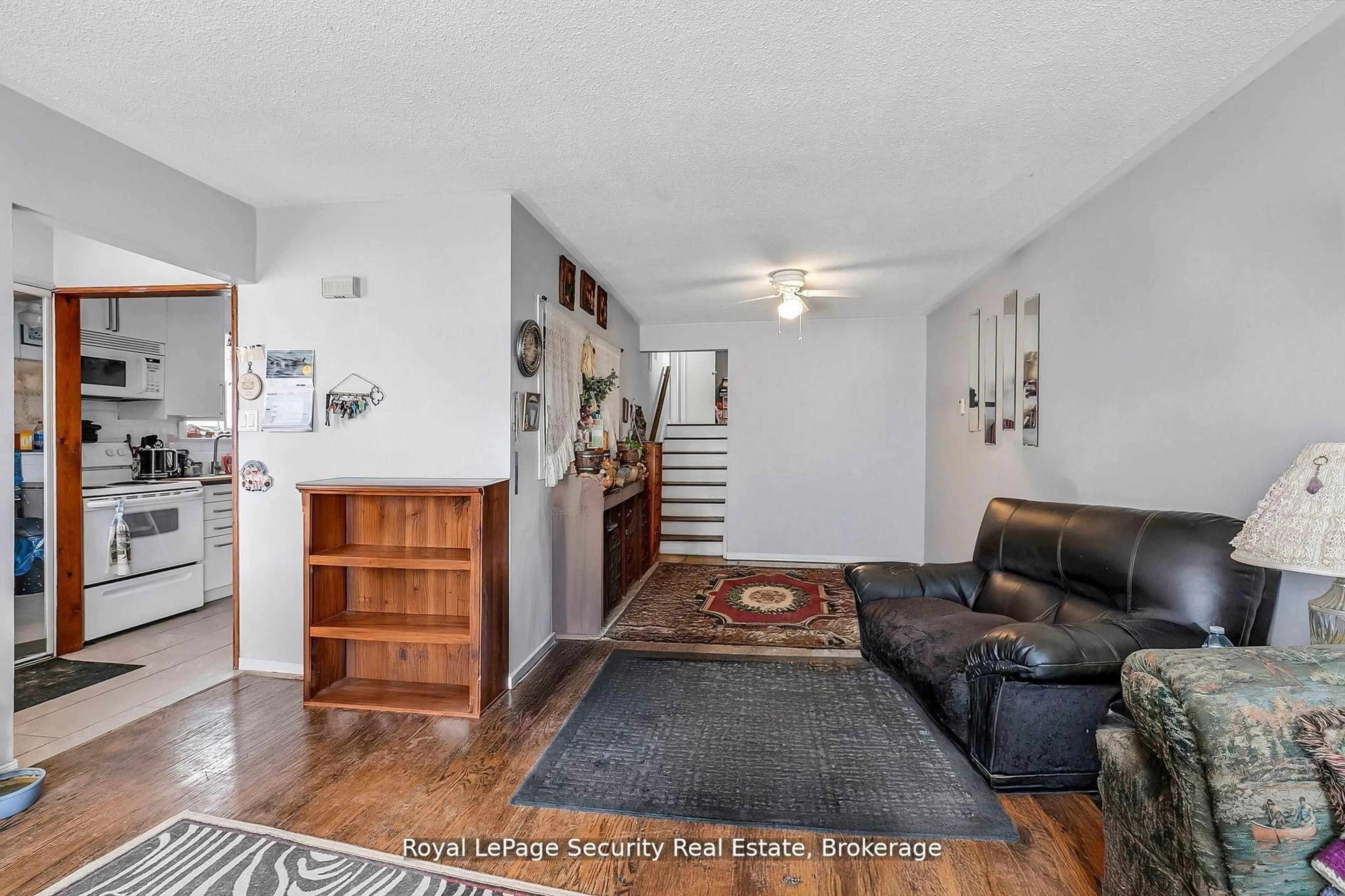 Living room with furniture, unknown for 22 Burbank Pl, Barrie Ontario L4M 2S8