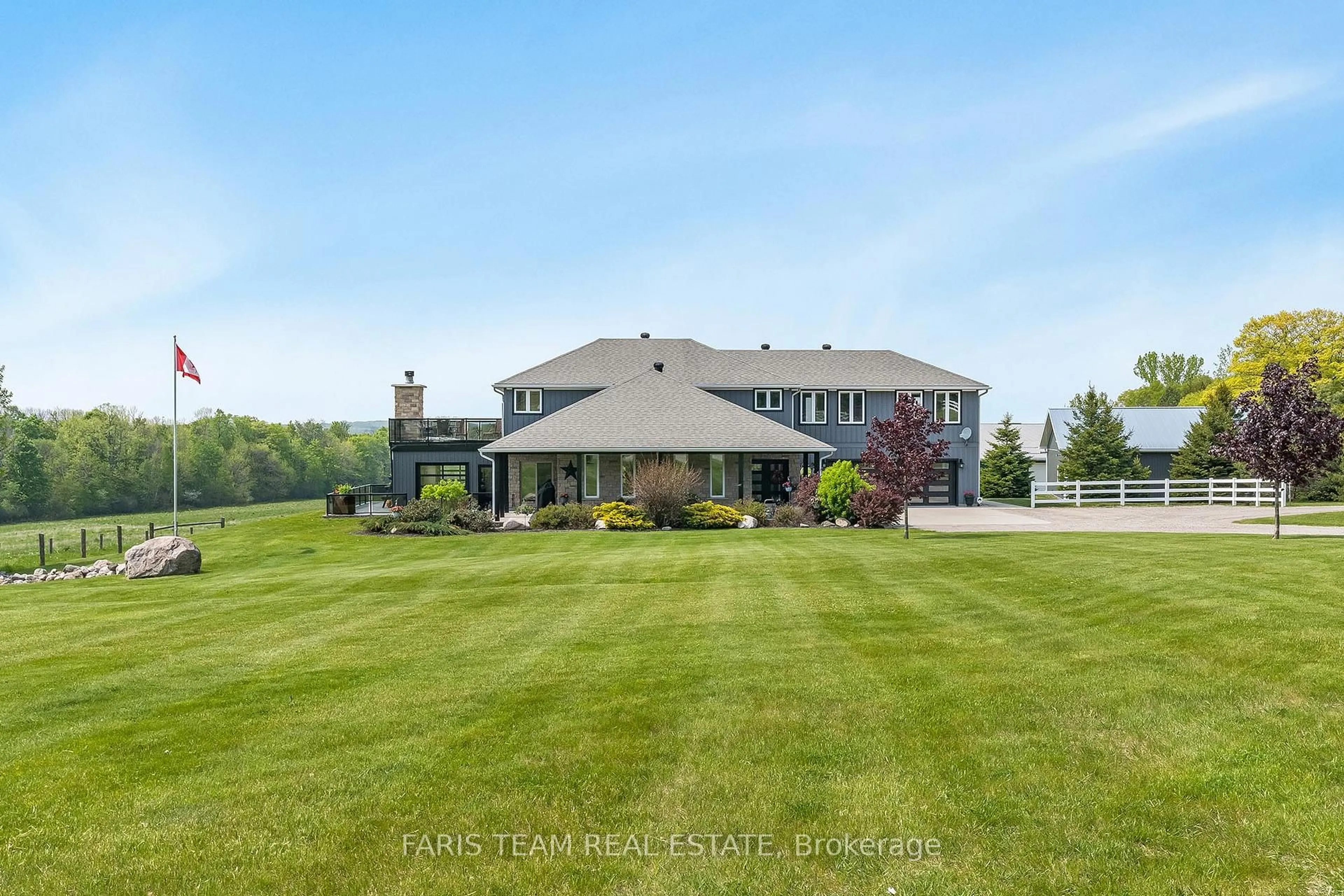 A pic from outside/outdoor area/front of a property/back of a property/a pic from drone, water/lake/river/ocean view for 130 Concession 15, Tiny Ontario L9M 0N8