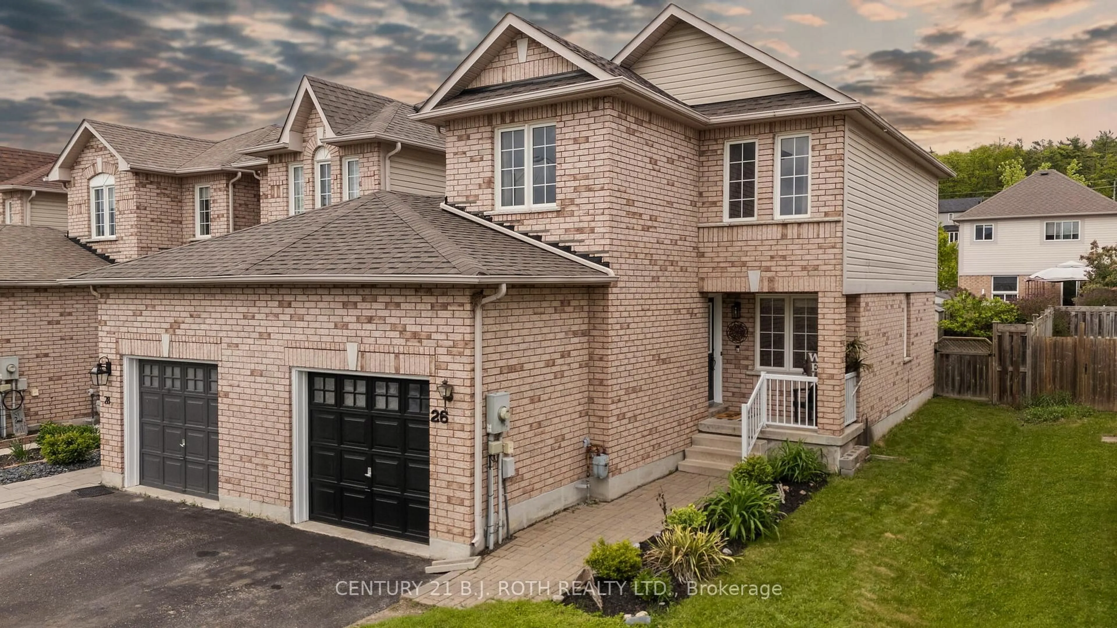 Home with brick exterior material, street for 26 Villers St, Barrie Ontario L4N 0X2