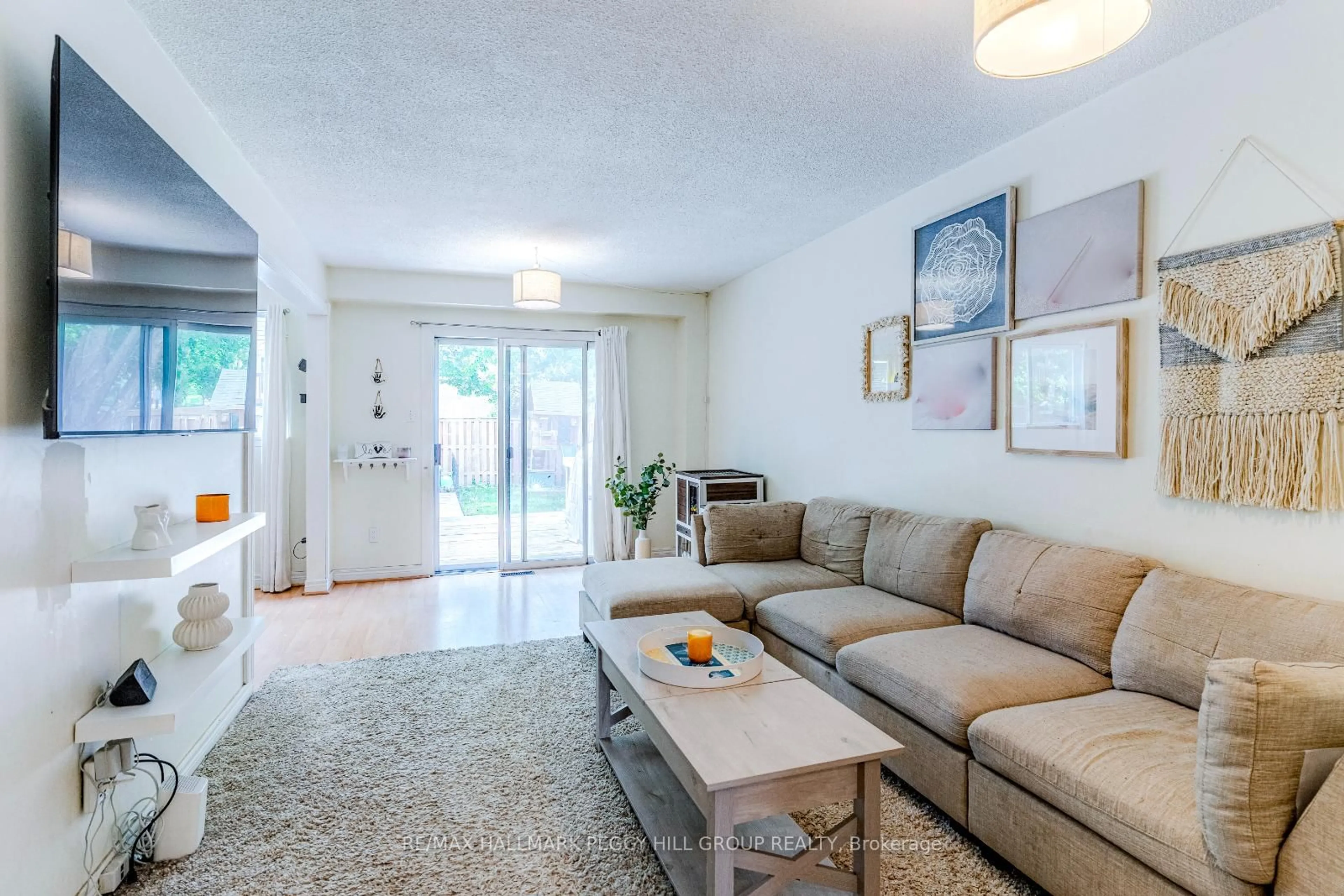Living room with furniture, unknown for 46 Chaucer Cres, Barrie Ontario L4N 4T7
