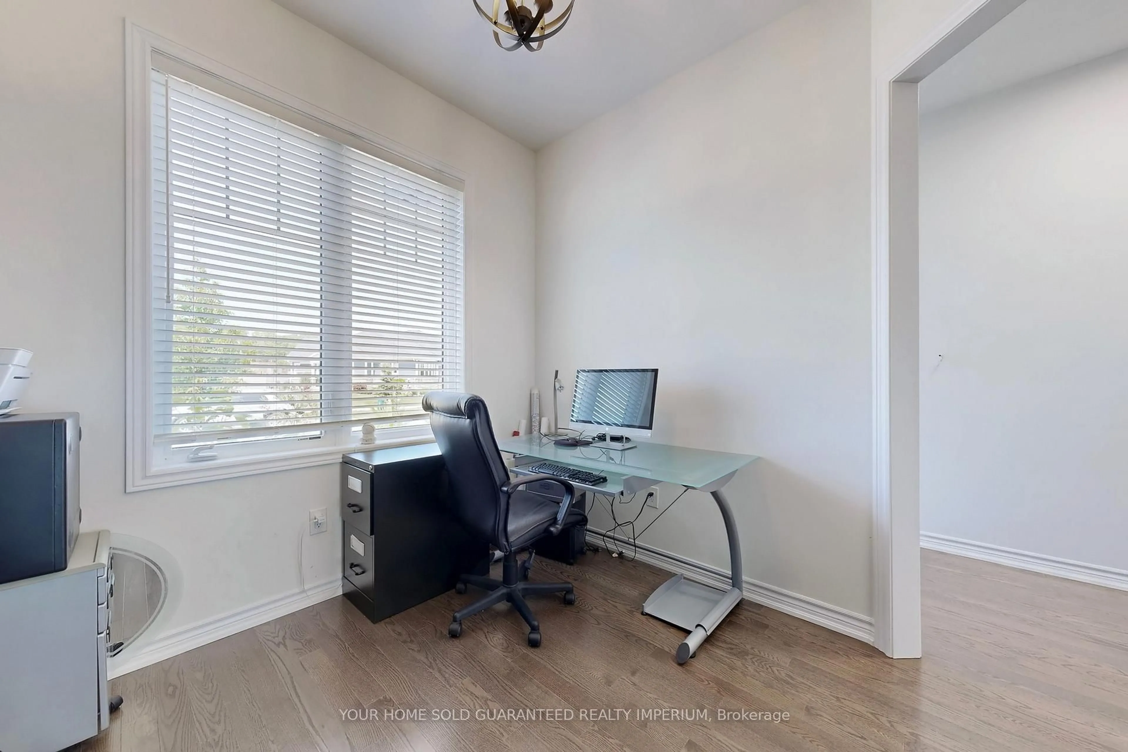 A pic of a room for 635 Bayport Blvd, Midland Ontario L4R 5H6