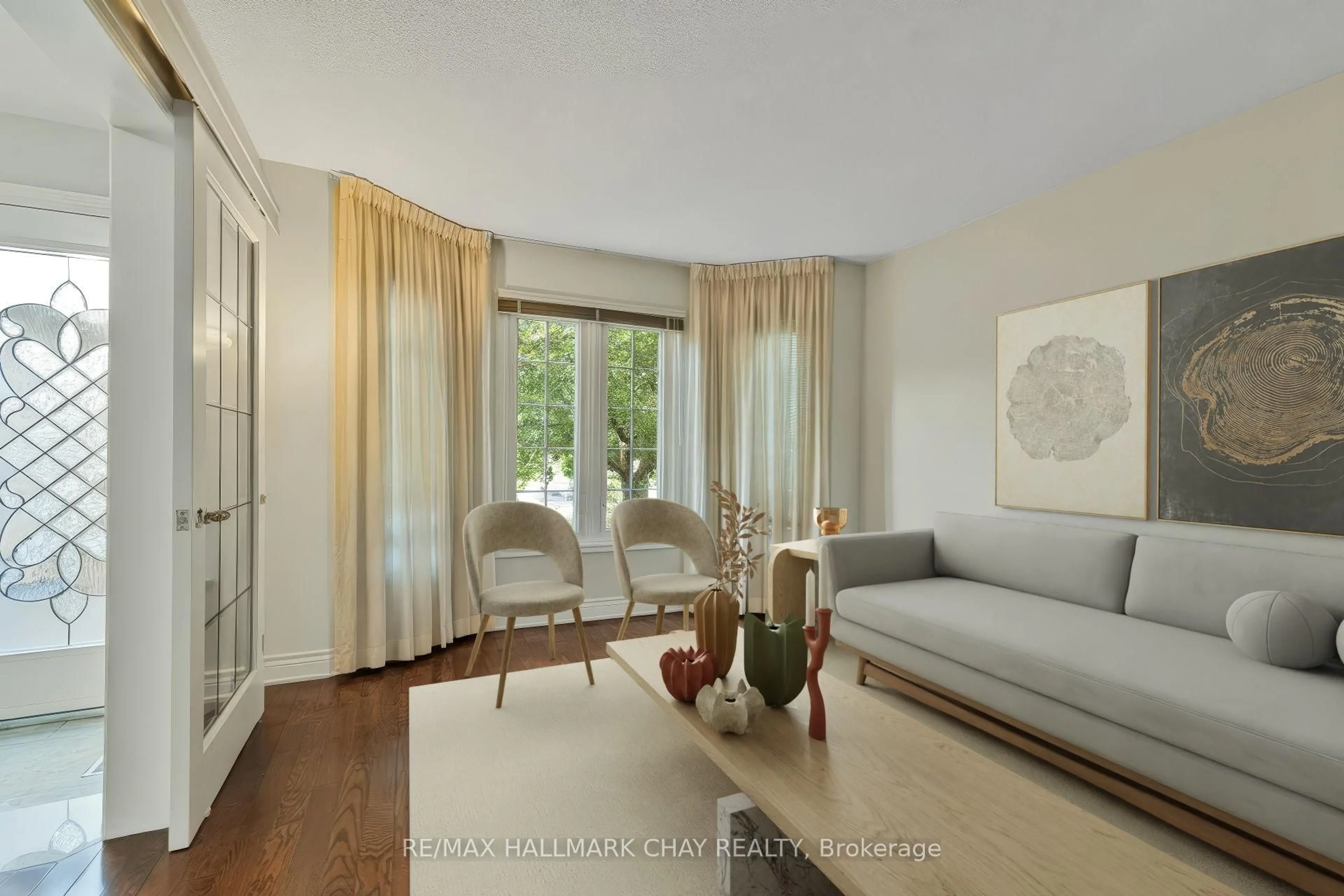 Living room with furniture, unknown for 51 Cartwright Dr, Barrie Ontario L4M 6G3