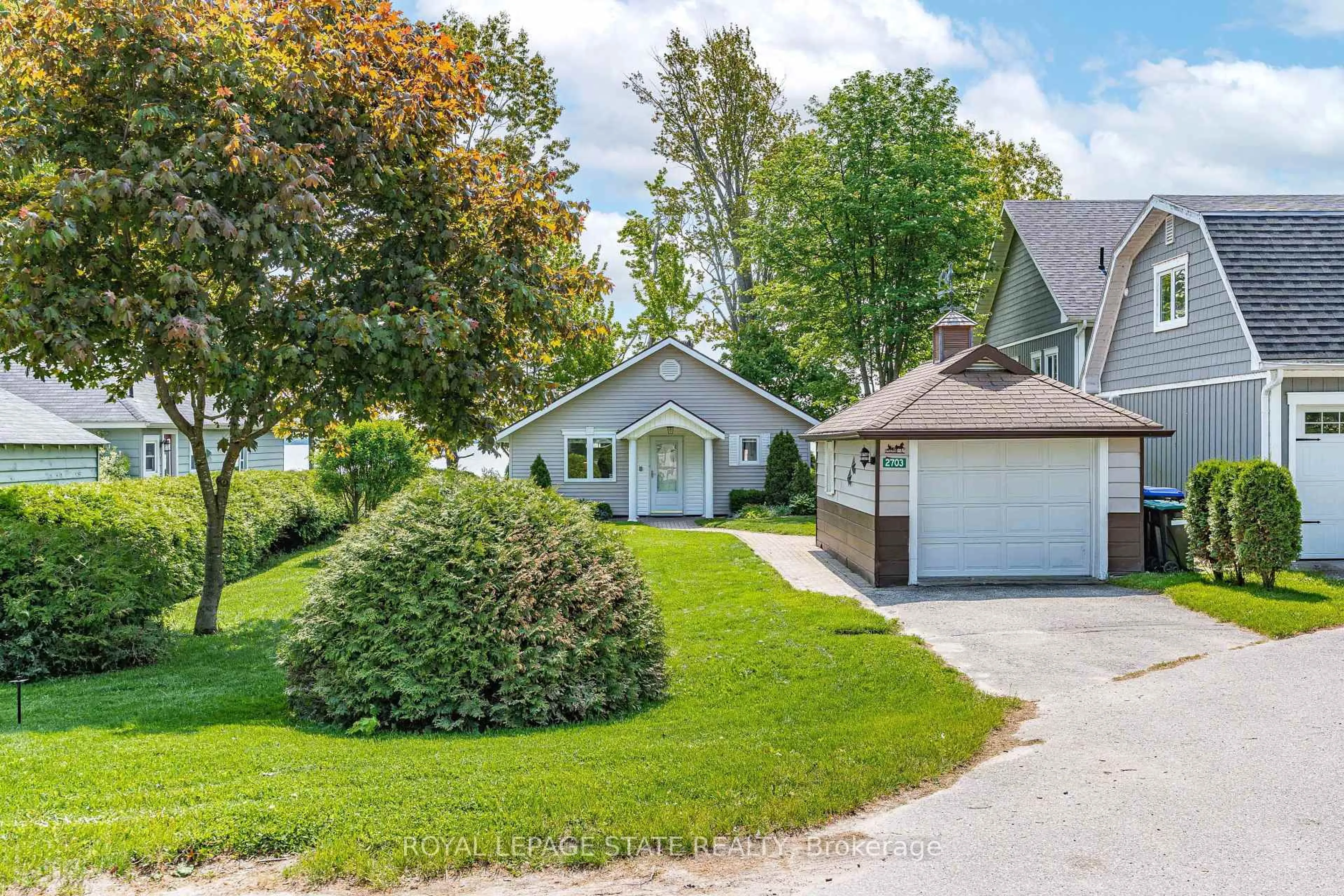 A pic from outside/outdoor area/front of a property/back of a property/a pic from drone, water/lake/river/ocean view for 2703 Lakeside Dr, Severn Ontario L0K 1G0