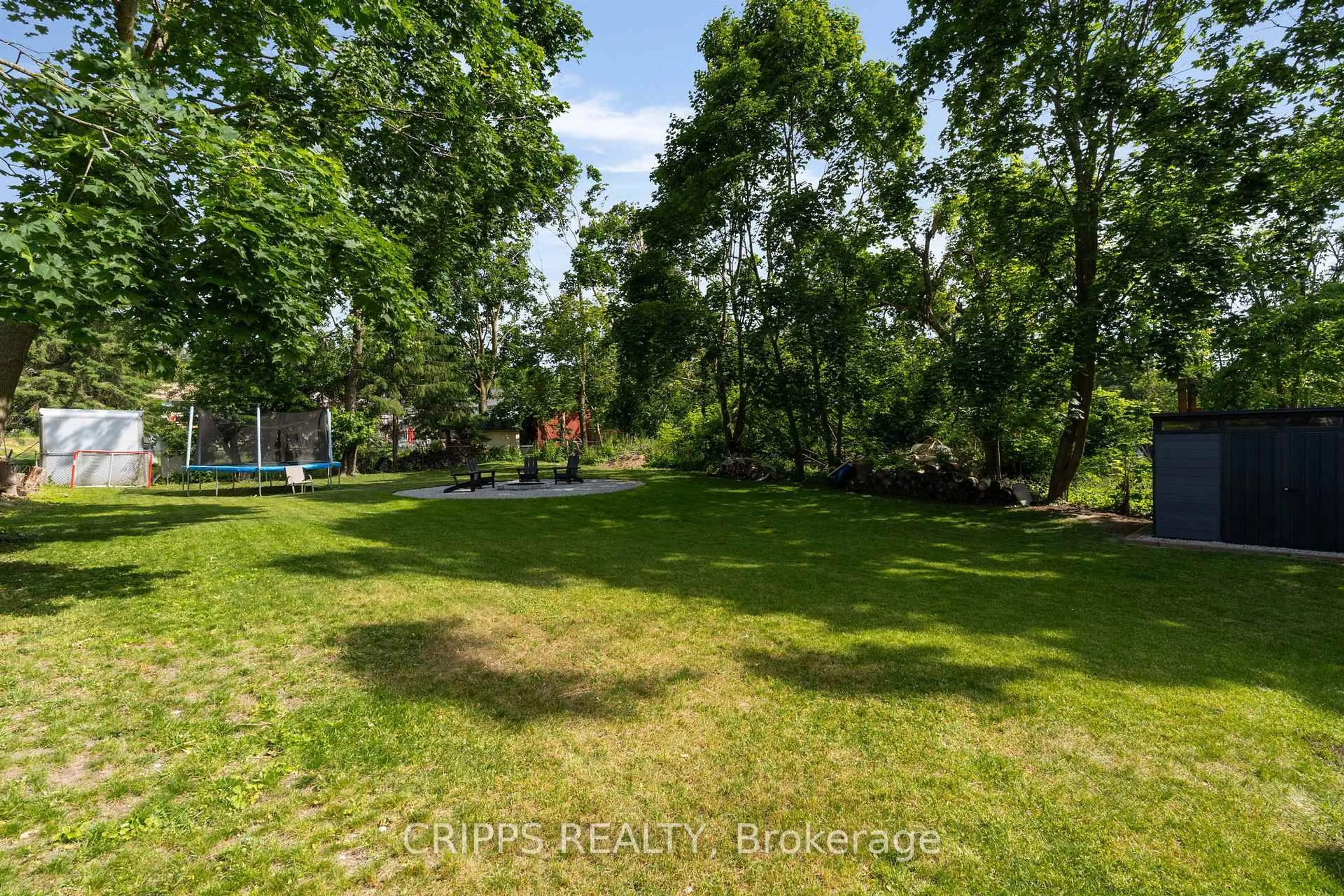 A pic from outside/outdoor area/front of a property/back of a property/a pic from drone, forest/trees view for 268 John St, Orillia Ontario L3V 3H9