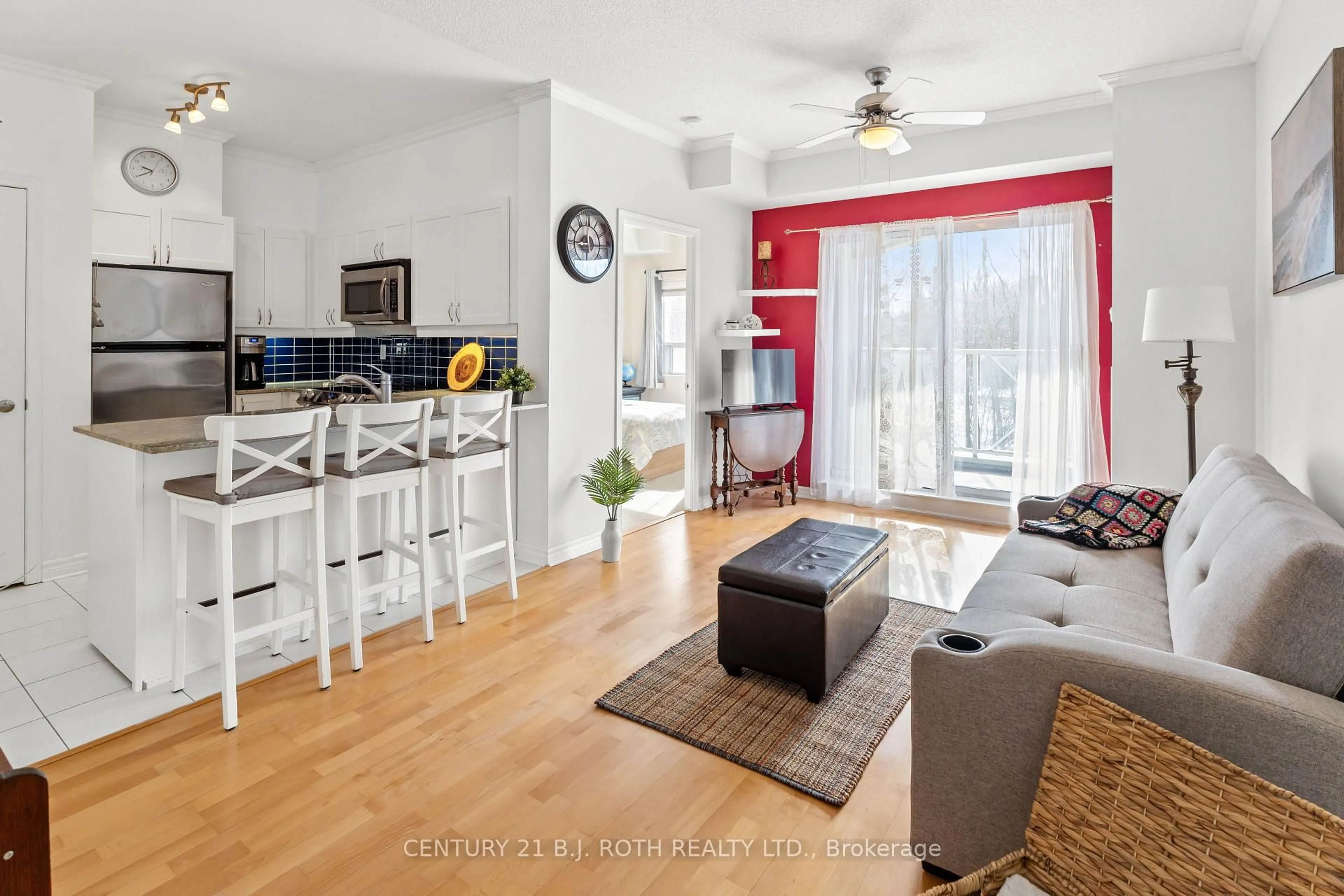 Open concept kitchen, unknown for 354 Atherley Rd #211, Orillia Ontario L3V 0B8