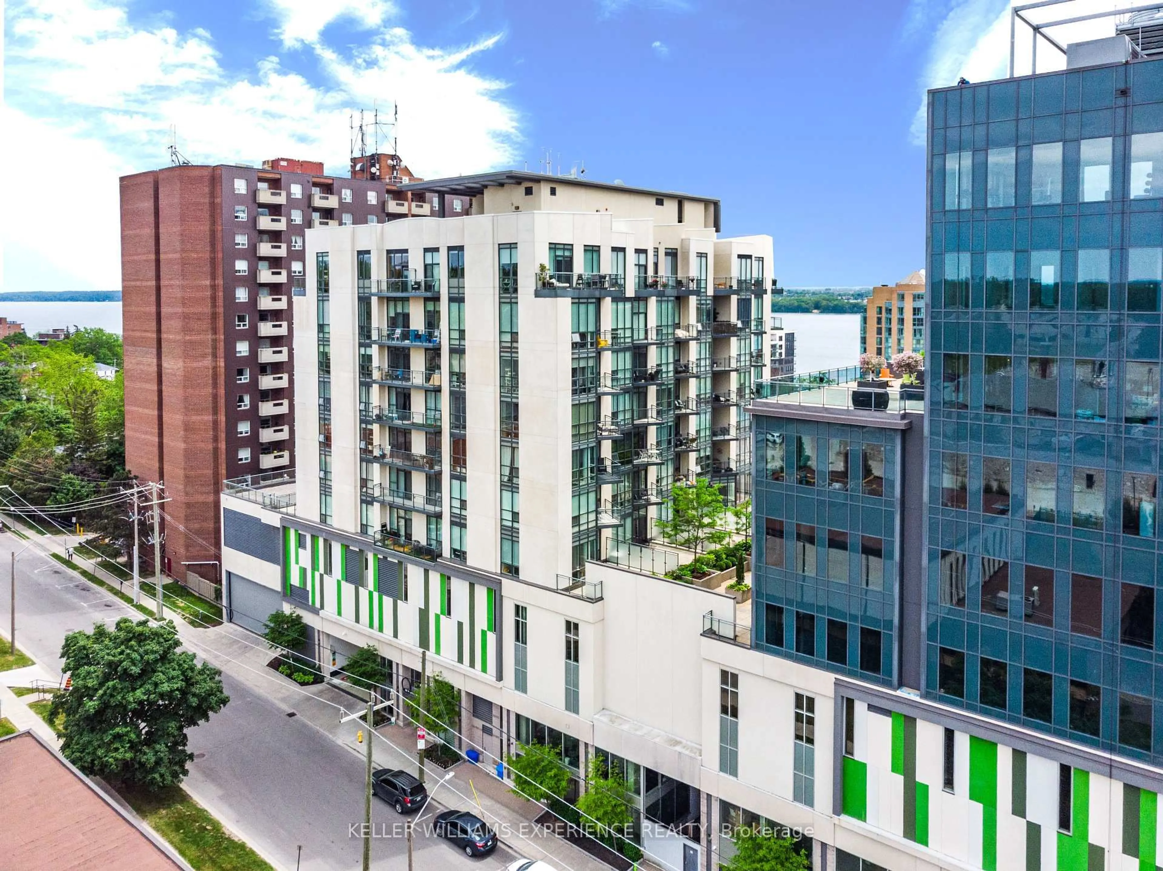A pic from outside/outdoor area/front of a property/back of a property/a pic from drone, city buildings view from balcony for 111 Worsley St #GPH1, Barrie Ontario L4M 0J5
