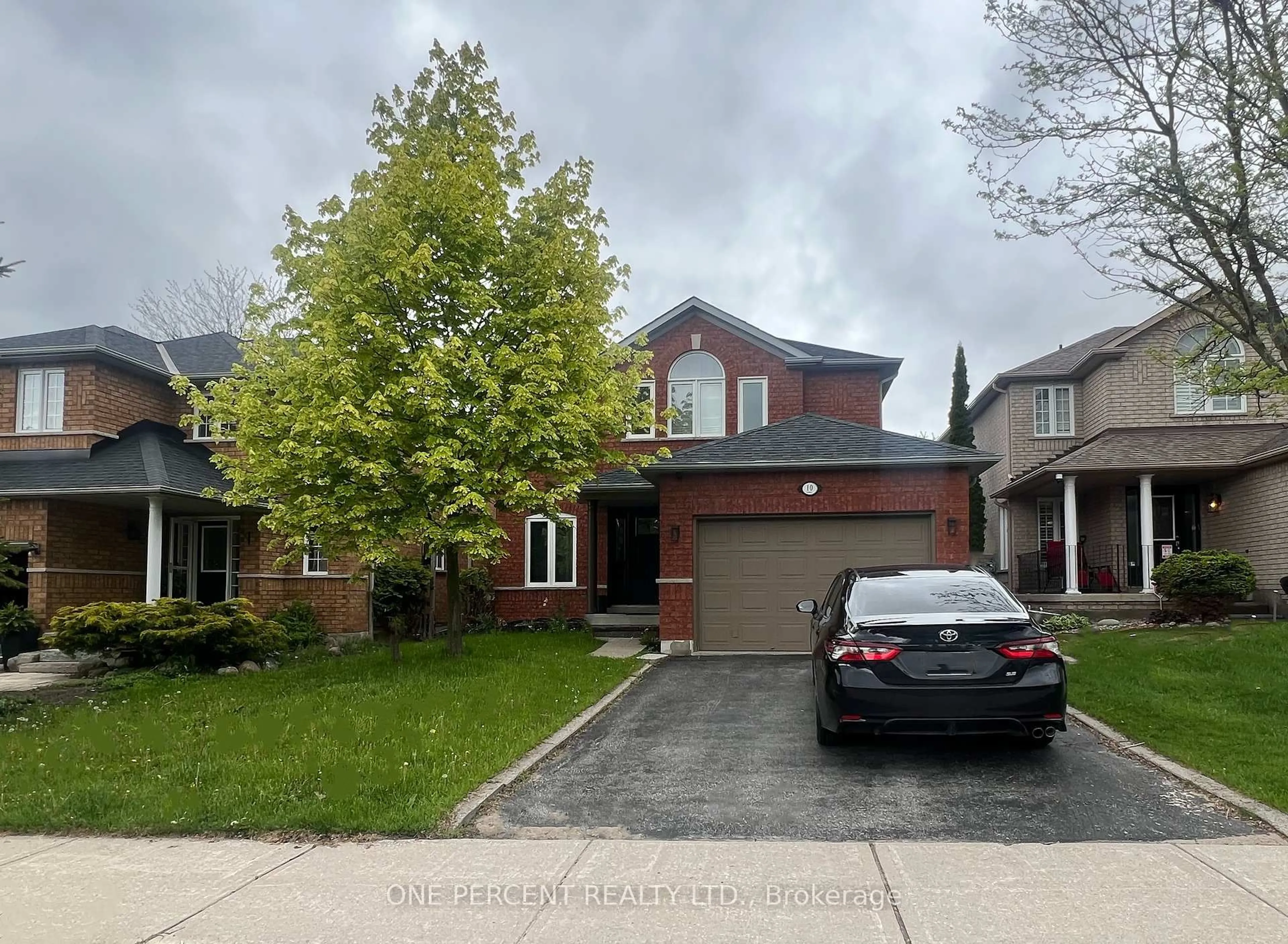 Home with brick exterior material, street for 10 ROYAL PARK Blvd, Barrie Ontario L4N 0G6