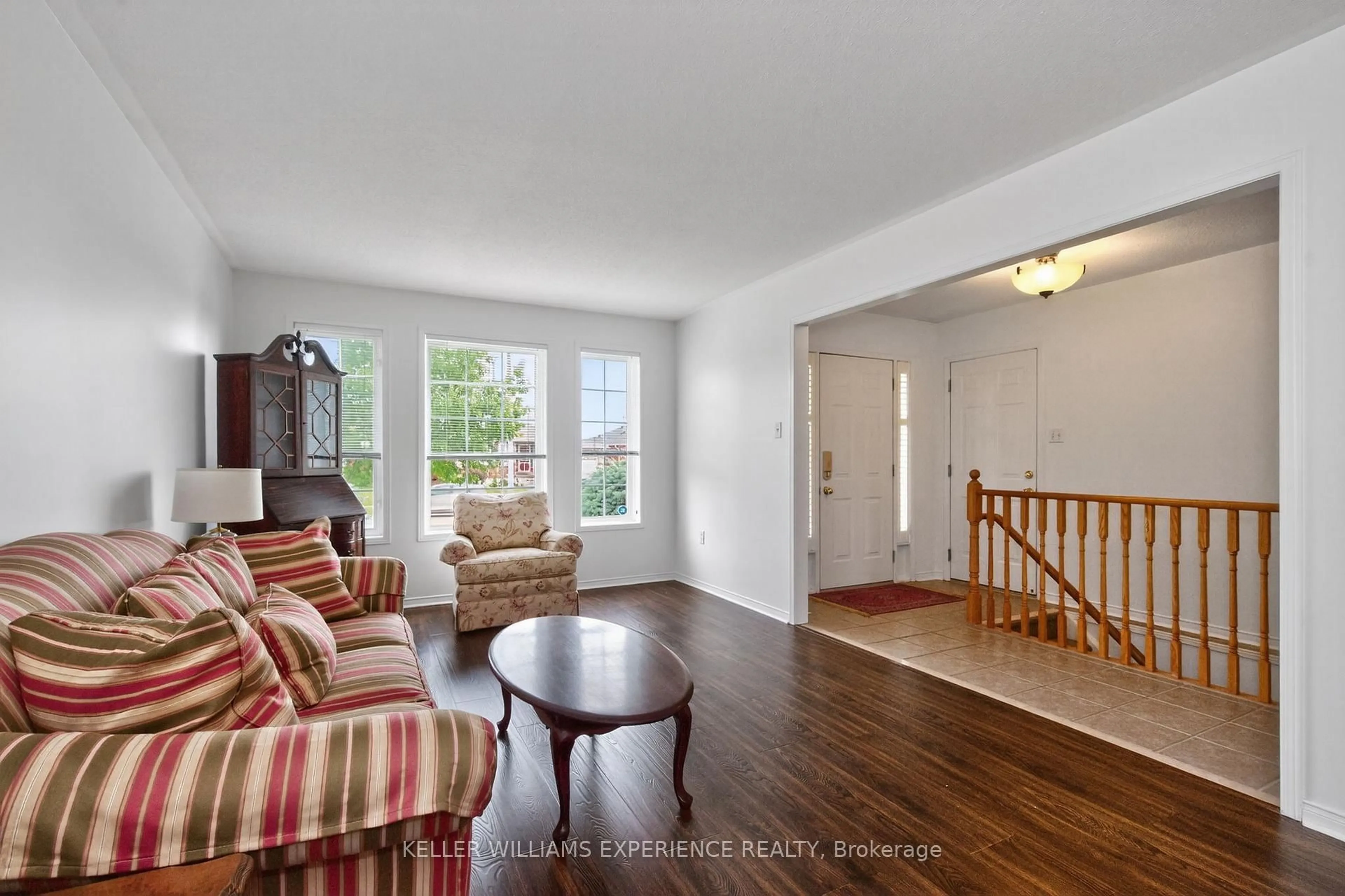 Living room with furniture, unknown for 79 Sun King Cres, Barrie Ontario L4M 7K4