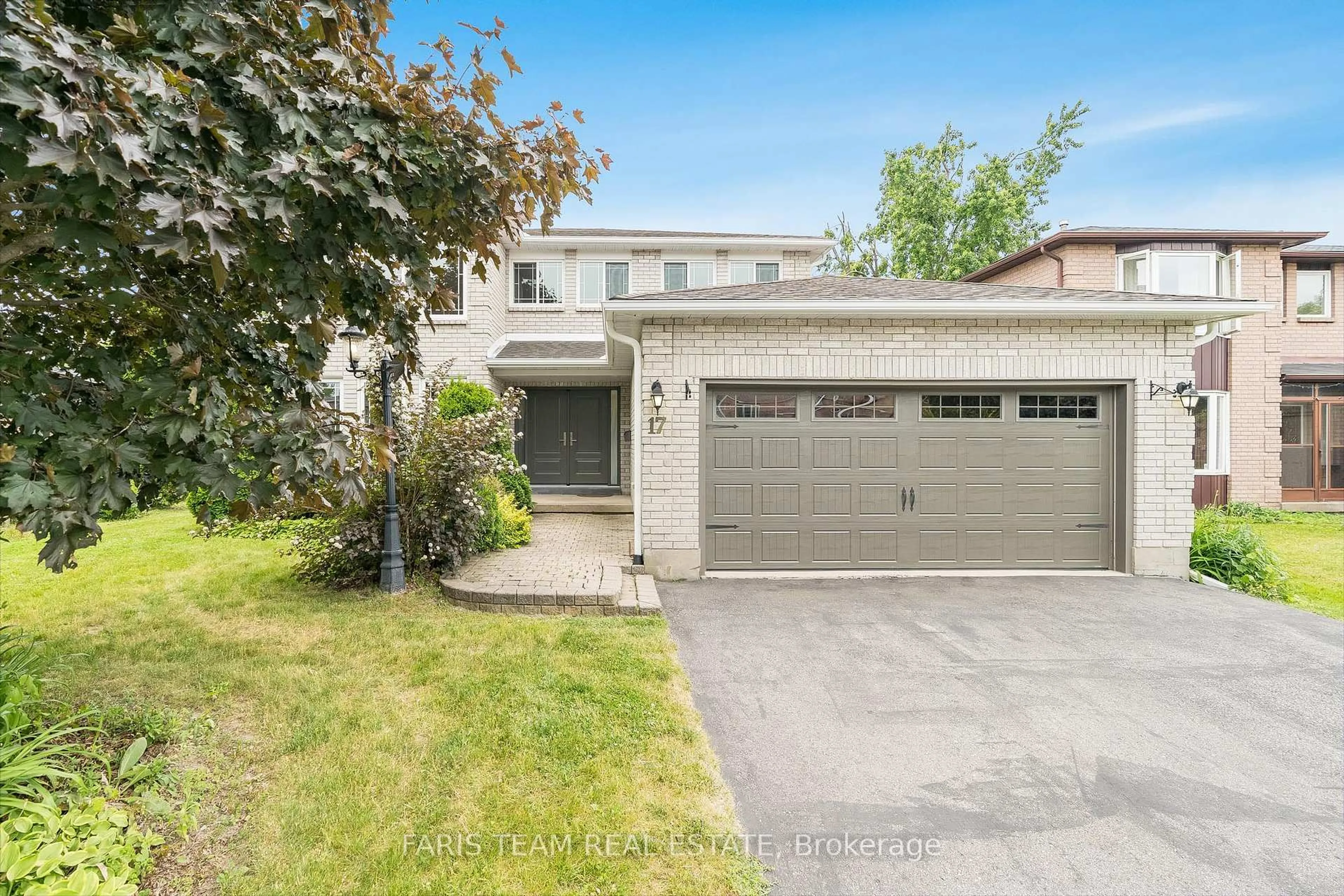 Unknown for 17 Radenhurst Cres, Barrie Ontario L4M 6C6