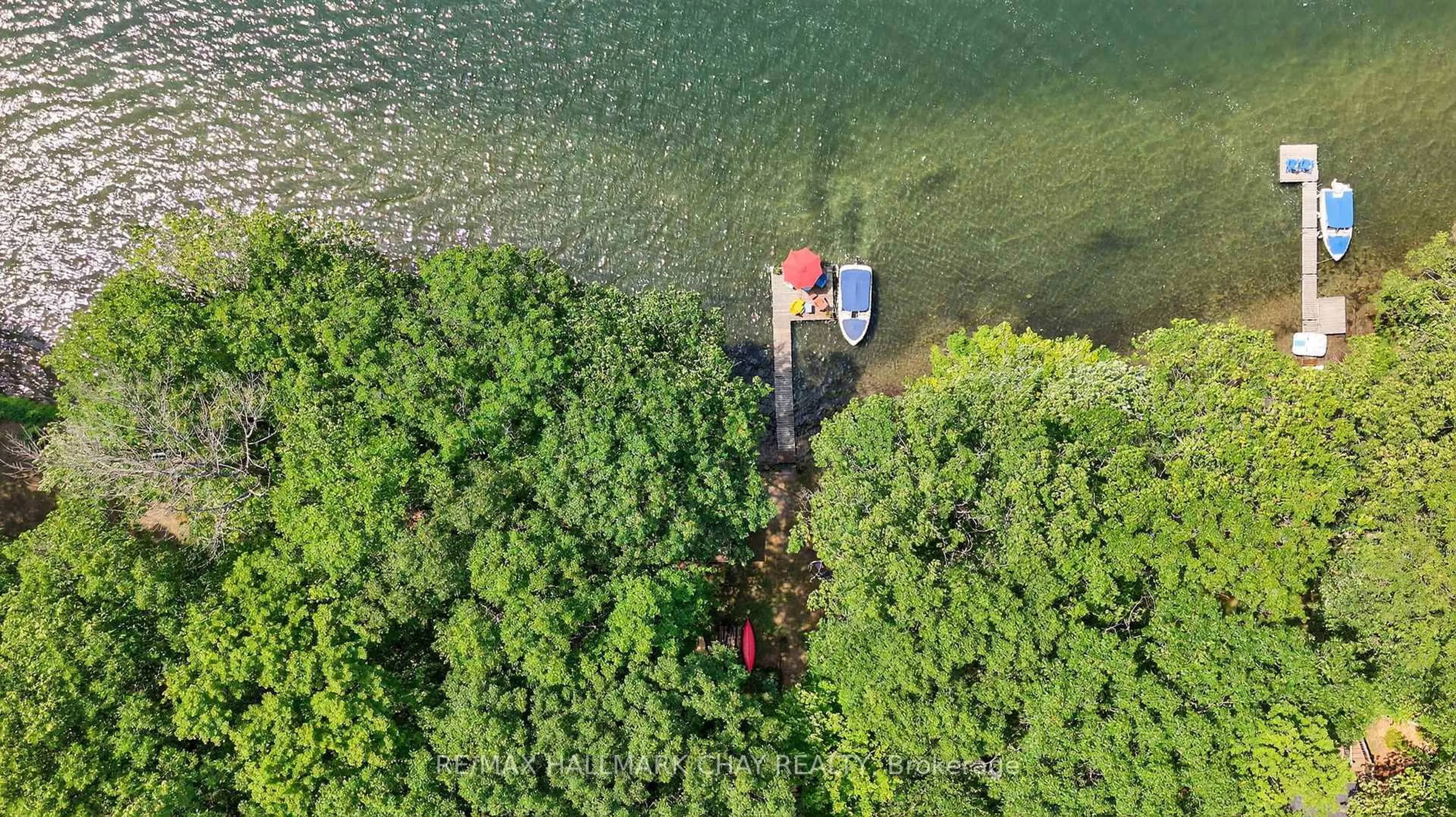 A pic from outside/outdoor area/front of a property/back of a property/a pic from drone, water/lake/river/ocean view for 112 FARLAIN LAKE Rd, Tiny Ontario L9M 0B5