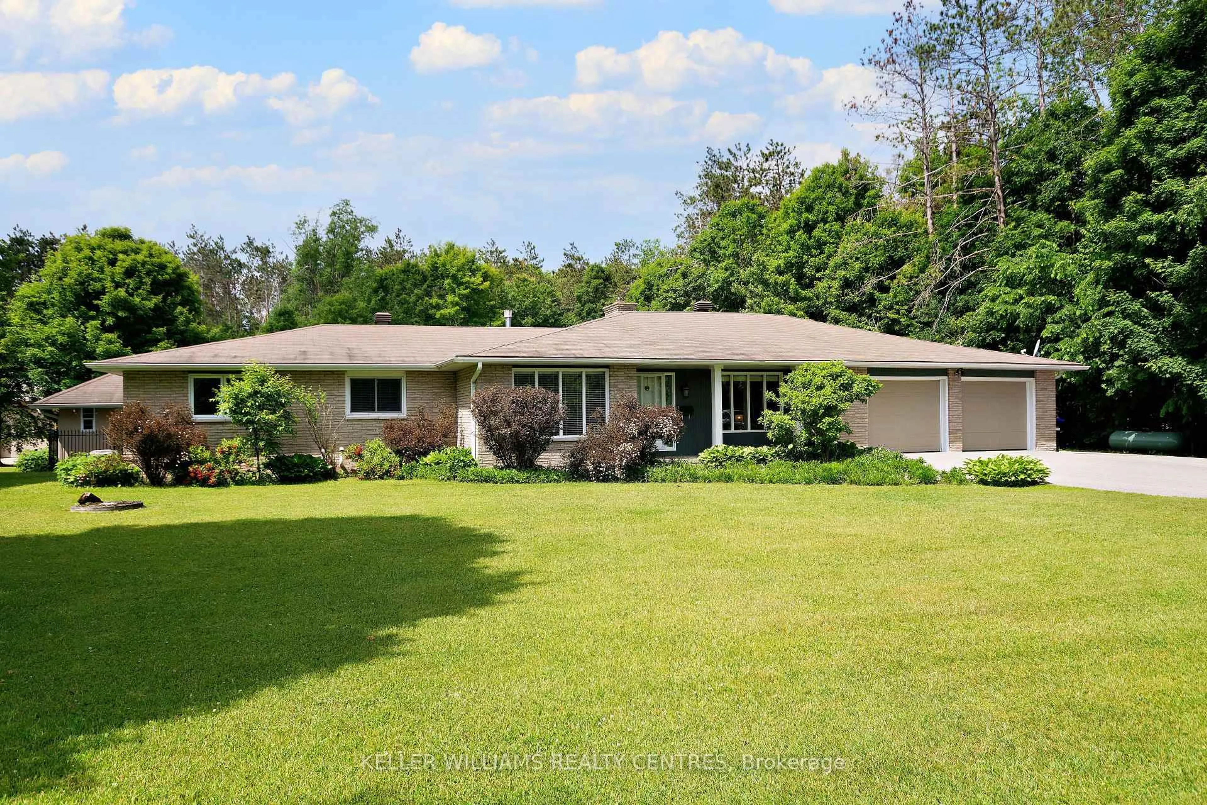 Unknown for 1138 Old Second Rd, Springwater Ontario L0L 2K0