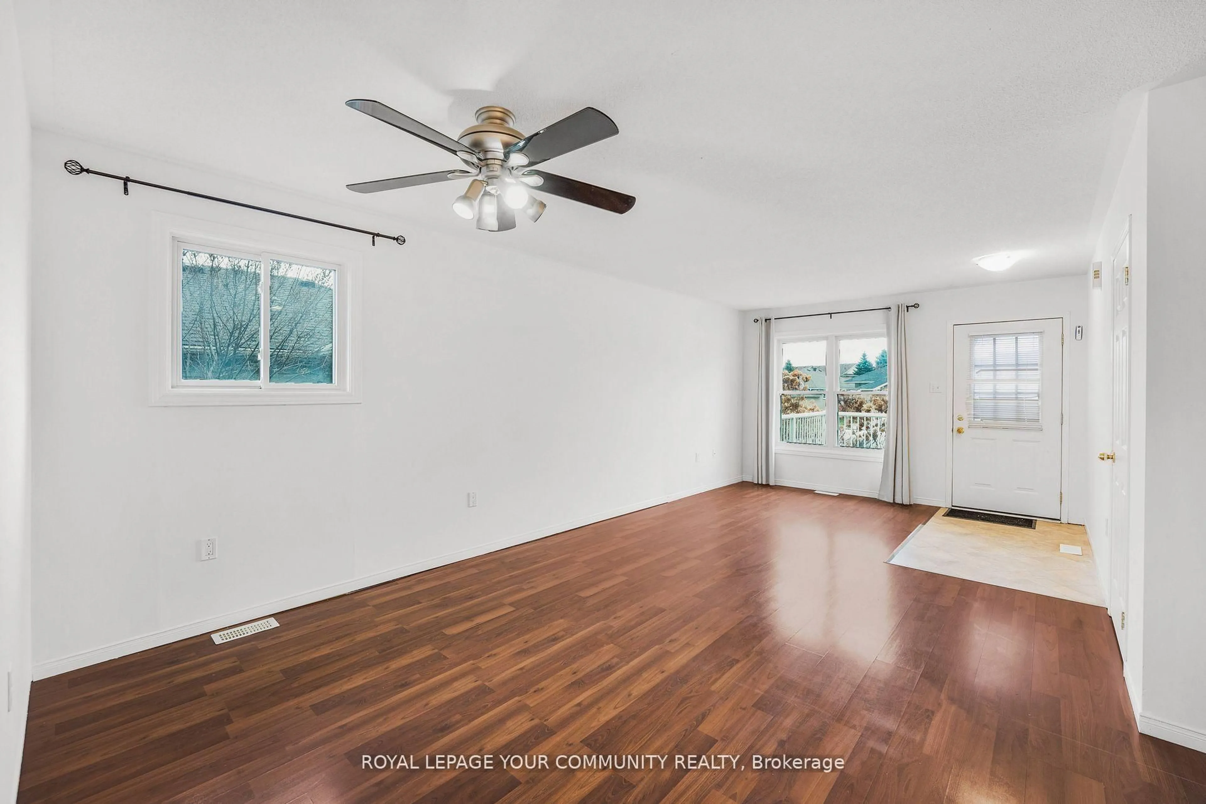 A pic of a room for 44 Hanmer St, Barrie Ontario L4M 6V1
